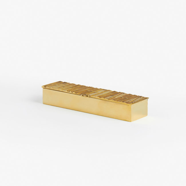 Line Vautrin, “De la poudre et des bals” box
