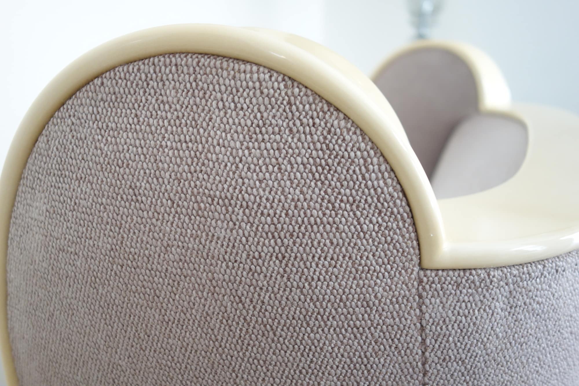 Paire de fauteuils, vue 03