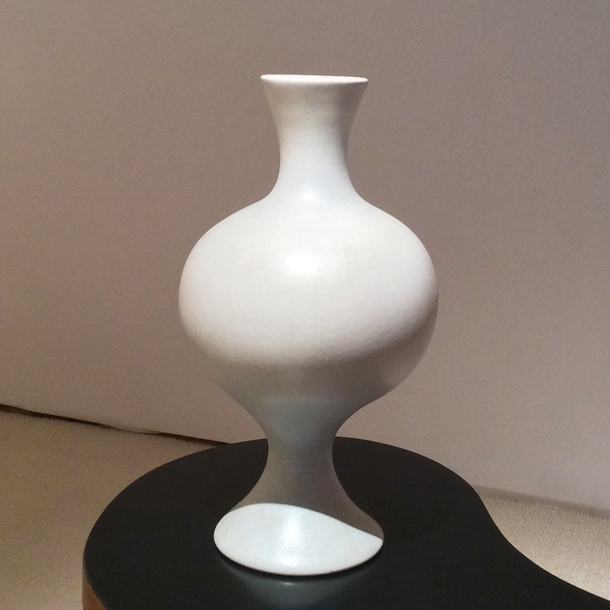 Grand vase dit « à boule », vue 01