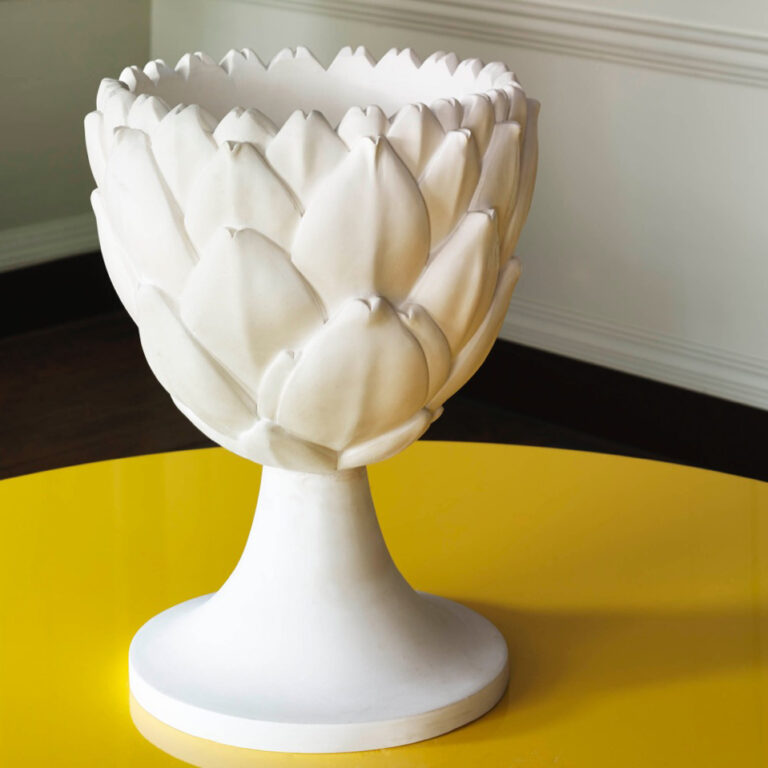 Marianna Kennedy, Vase ‘Artichoke’