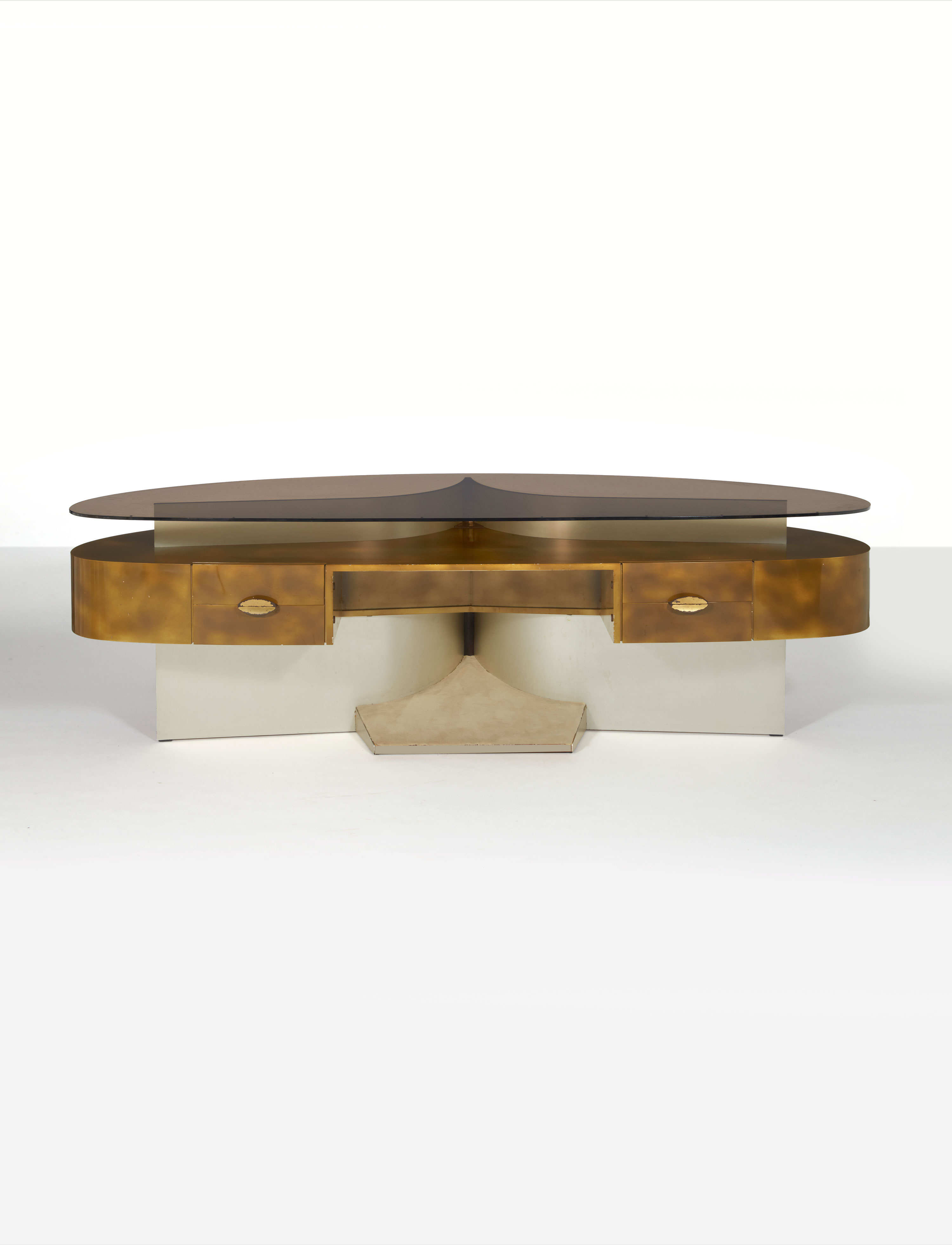 Maxime Old, Bureau de direction, vue 01