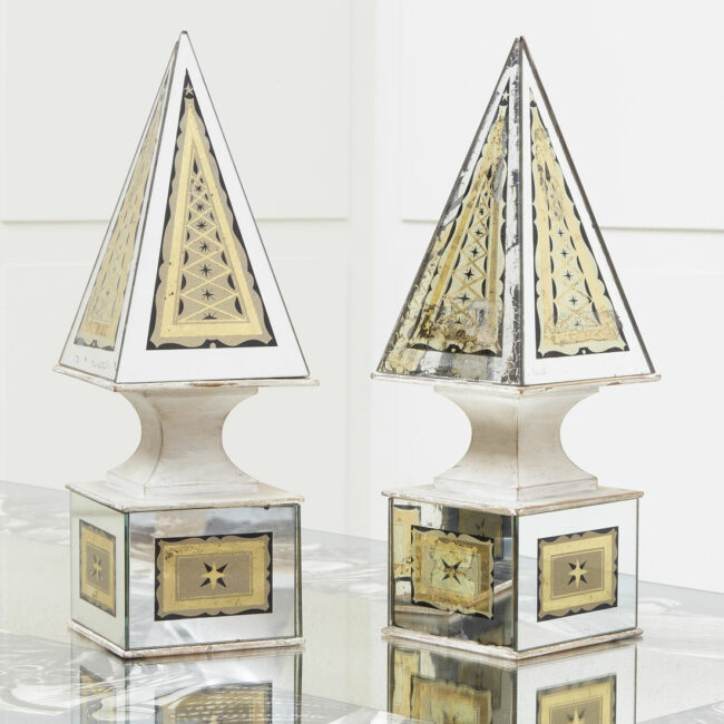 Paire of obelisks