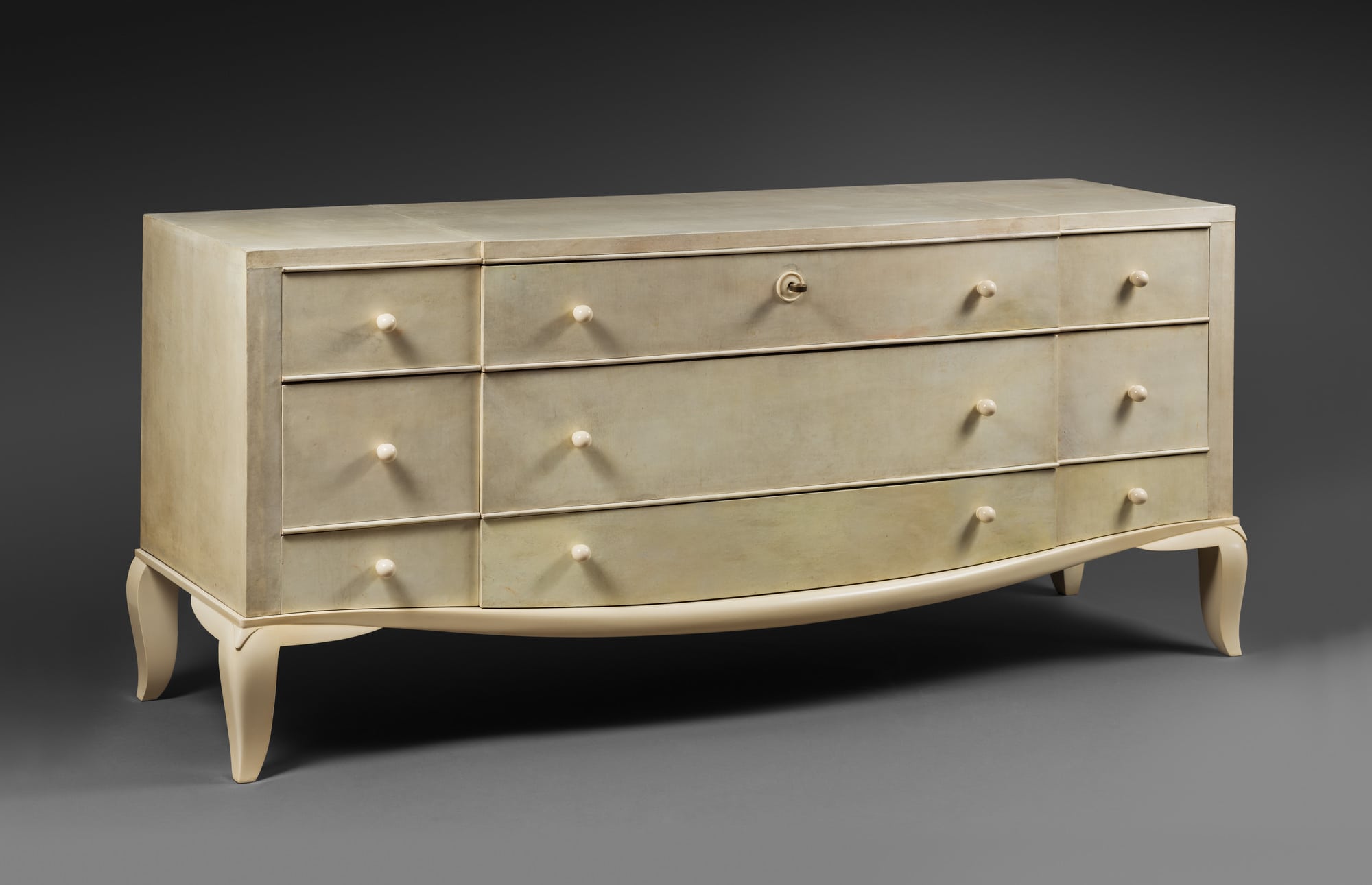 Rare ‘pantalonniere’ chest of drawers, vue 02