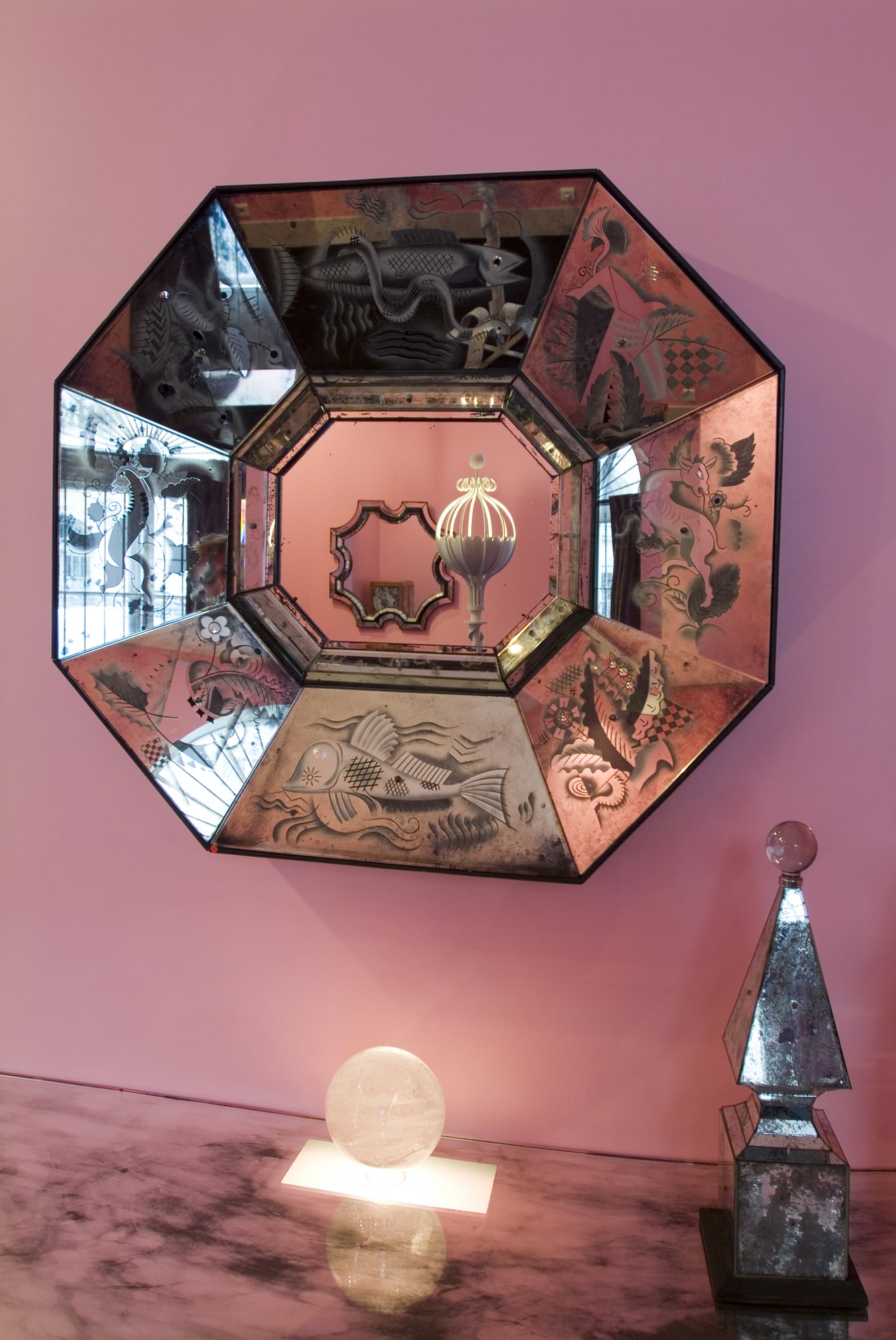 Vue de l’exposition “Un univers baroque” à Galerie Chastel-Maréchal, octobre 2006, vue 01