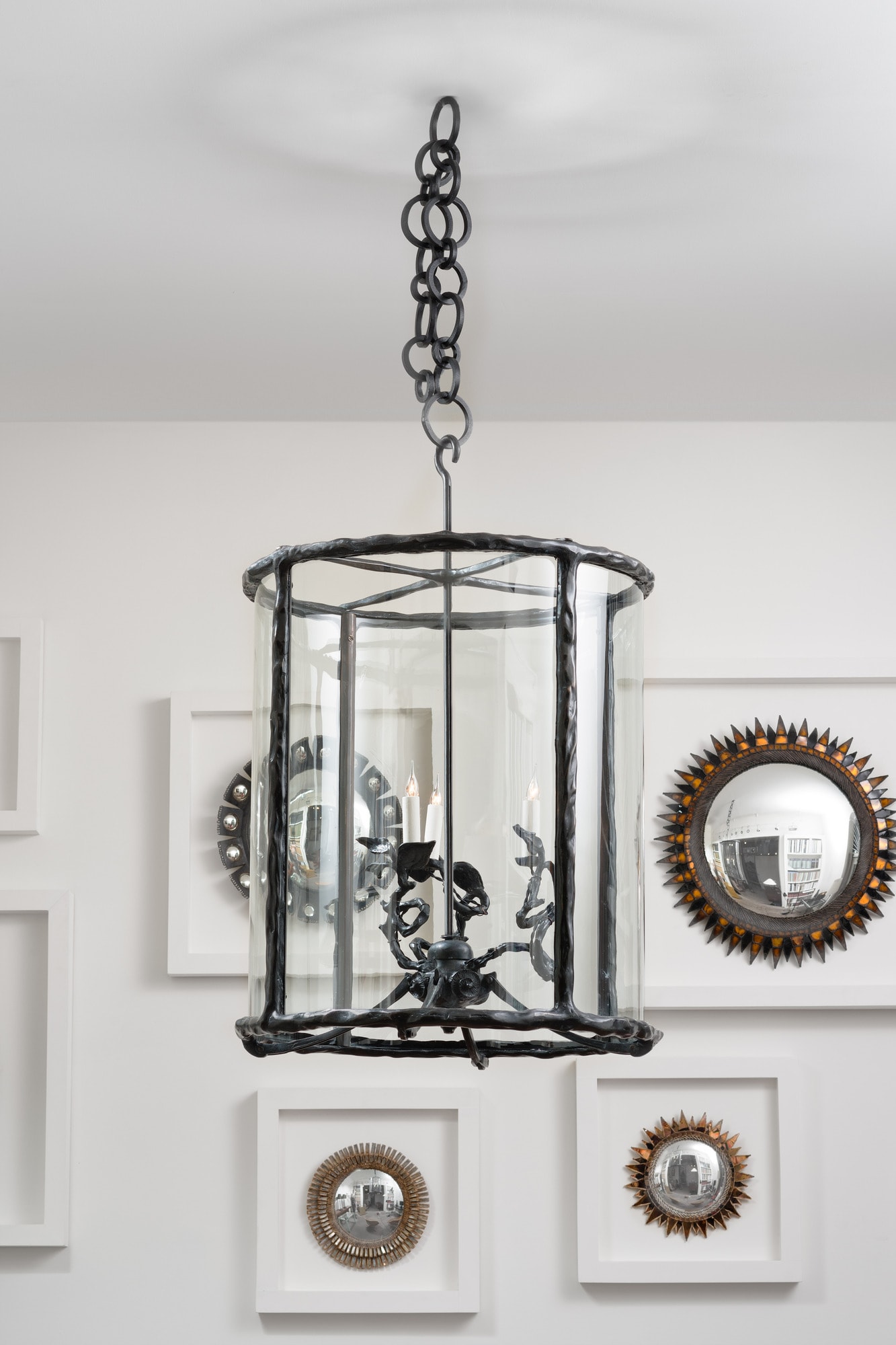 Monumental lantern, vue 01