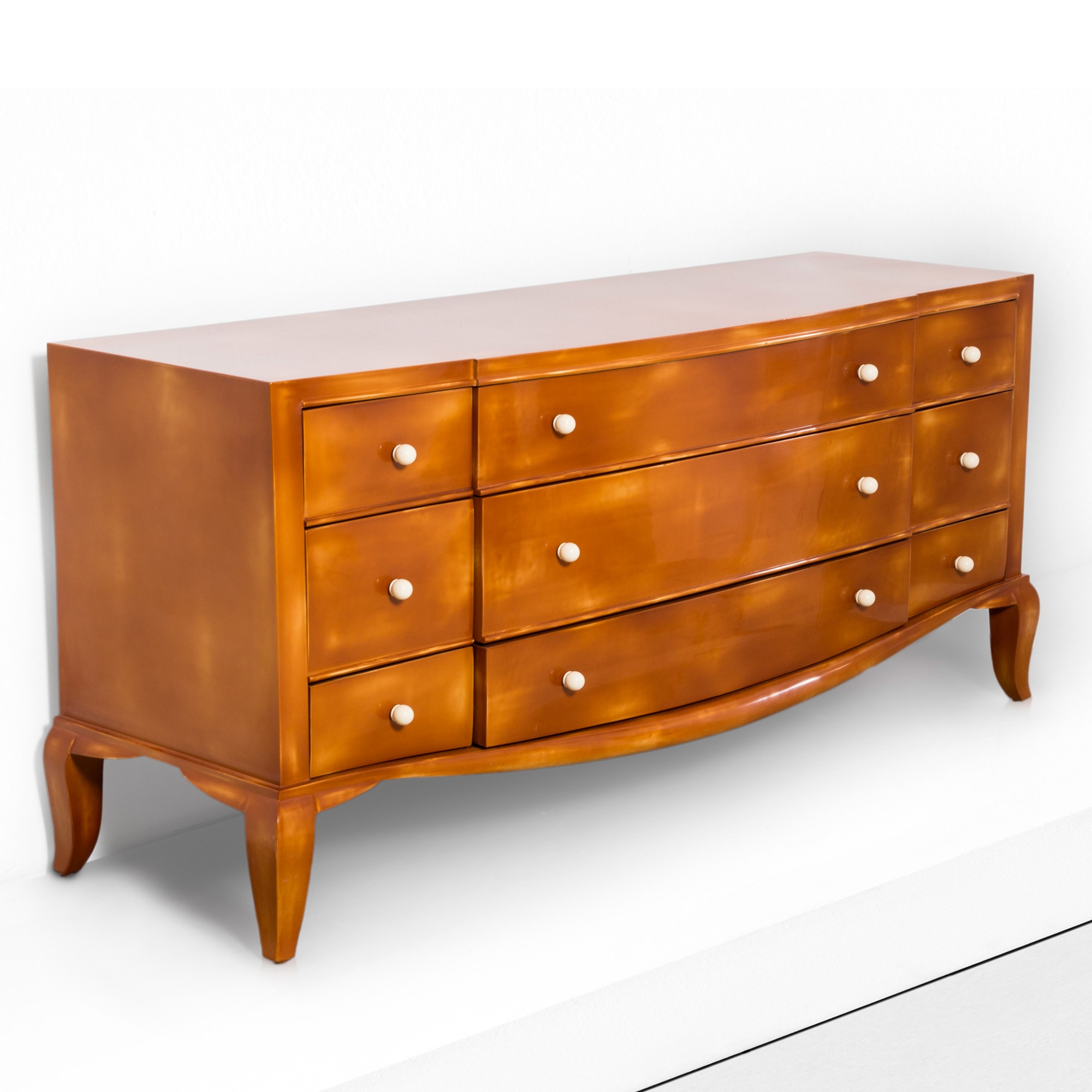 Lacquered chest of drawers