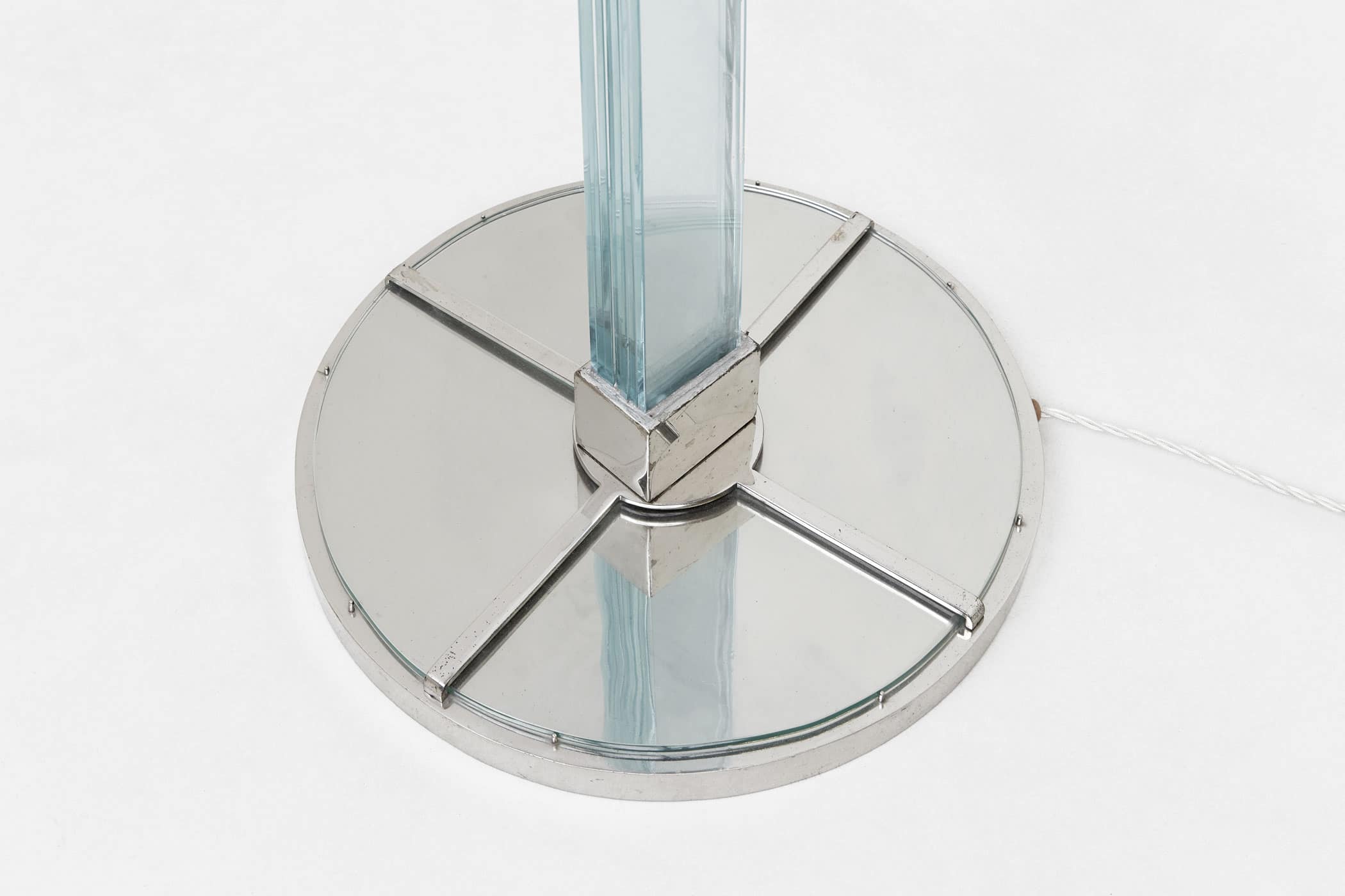 Syrie Maugham, Lampadaire, vue 03