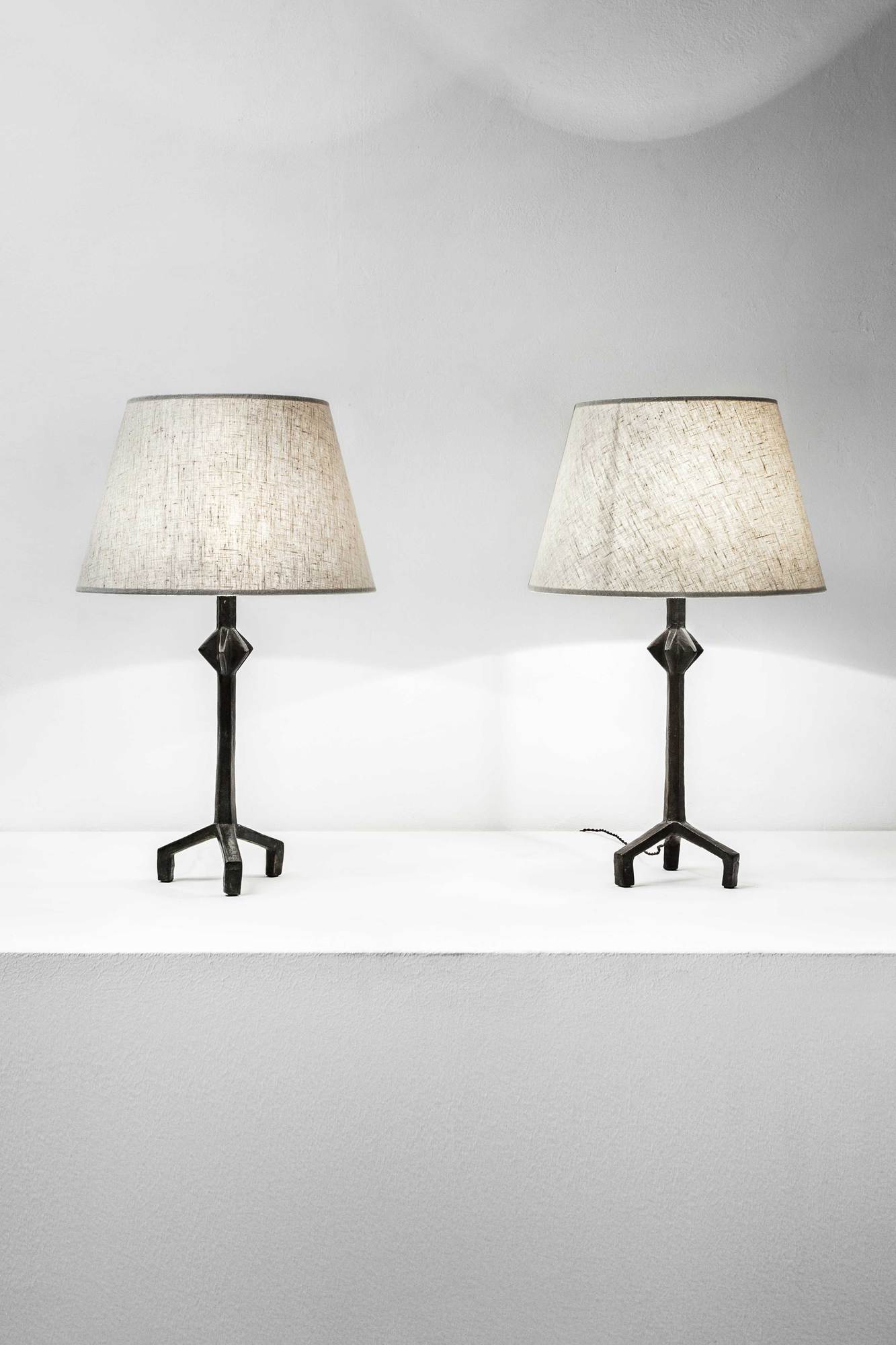 Alberto Giacometti, Paire de lampes “Etoile”, vue 01
