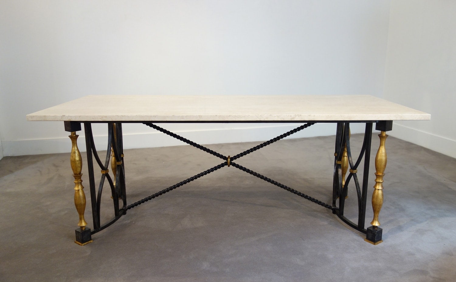 Gilbert Poillerat, Table de milieu, vue 01