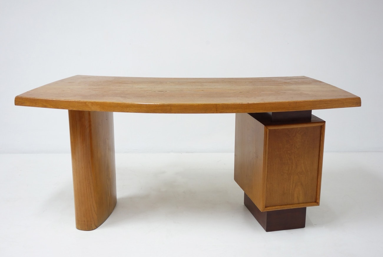 Charlotte Perriand & Pierre Jeanneret, Desk N°9, vue 03