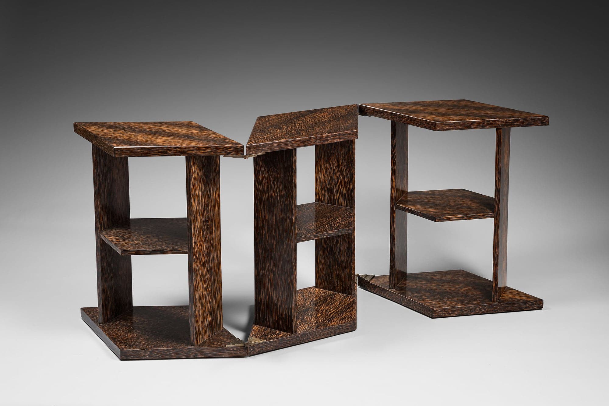 Eugène Printz, Rare et exceptionnelle table «Eventail» ou «Mouchoir» (vendu), vue 01