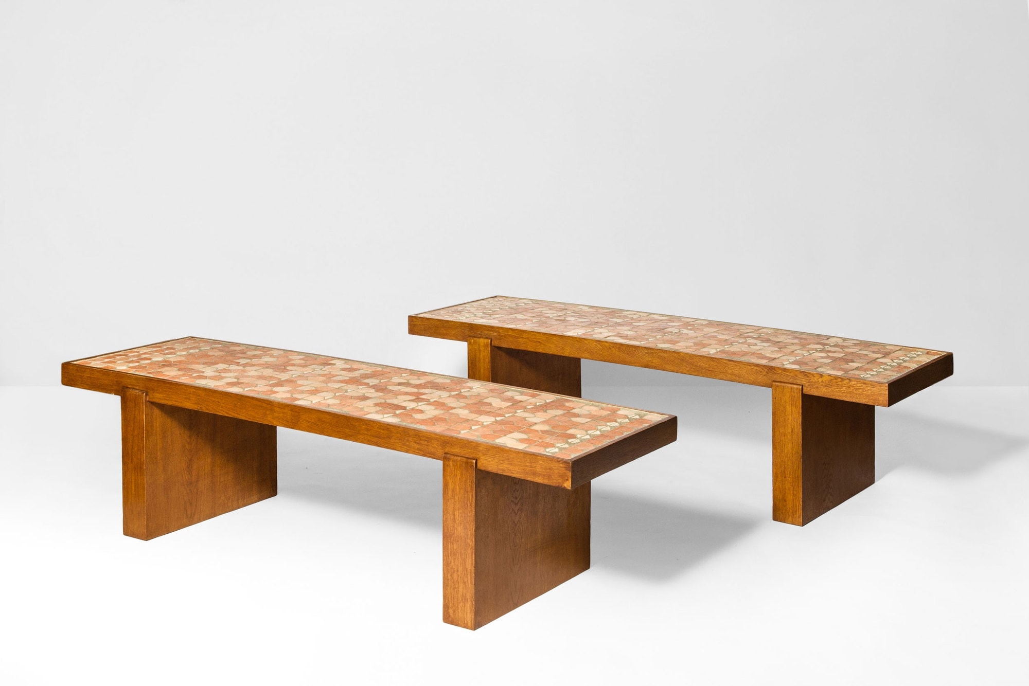 Jacques Adnet & Jacques Lenoble, pair of rectangular low tables, vue 01