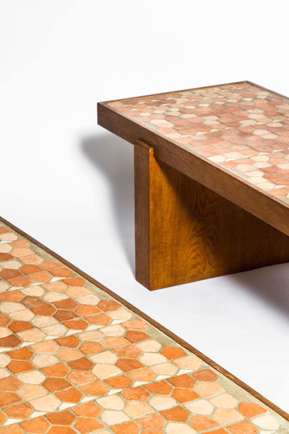 Jacques Adnet & Jacques Lenoble, pair of rectangular low tables, vue 02