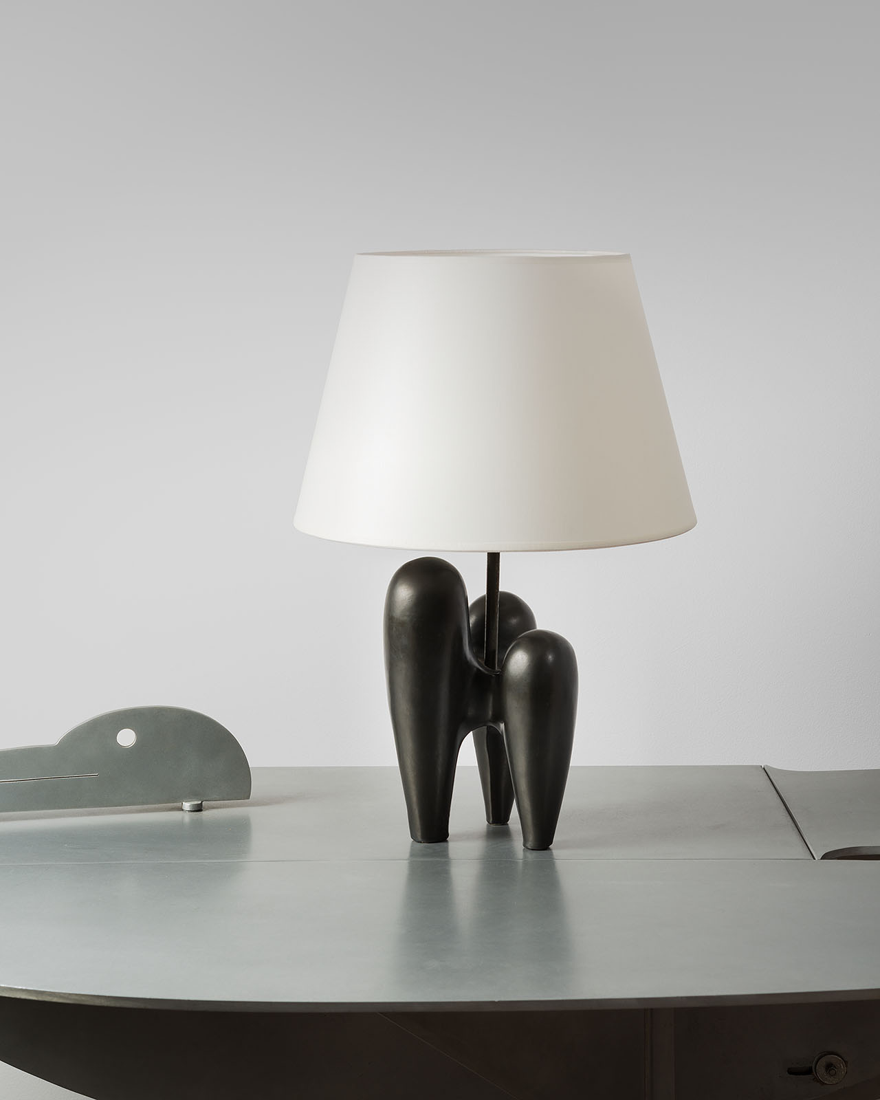 Georges Jouve, Rare lampe sculpturale en céramique (vendue), vue 01