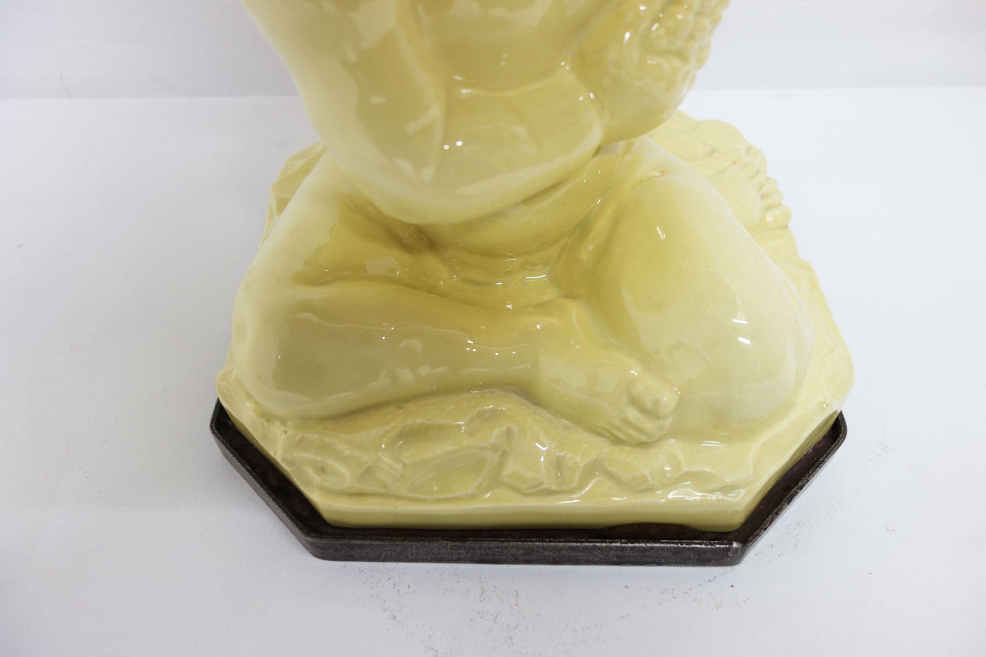 Camille Roche pour Serge Roche, Tabouret en porcelaine de Sèvre, vue 06