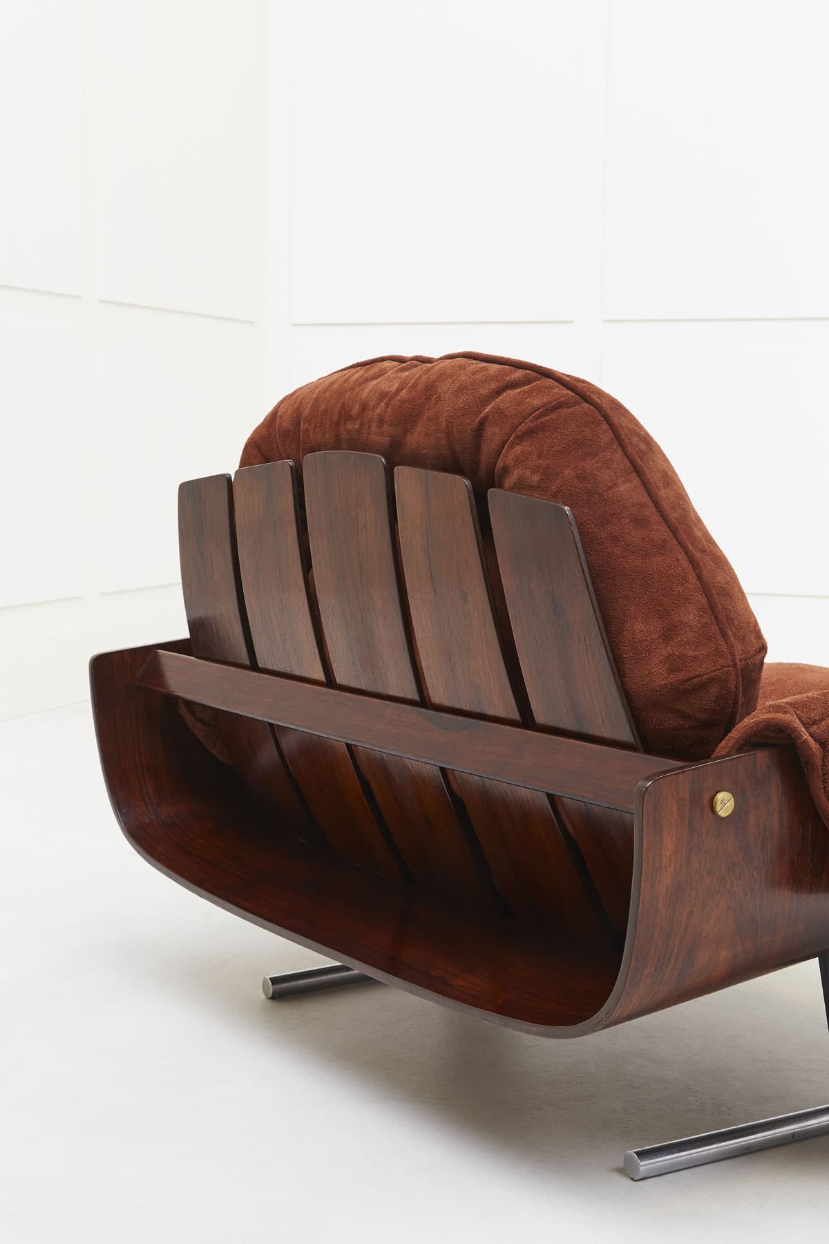 Jorge Zalszupin, Paire de fauteuils “Presidencial”, vue 03