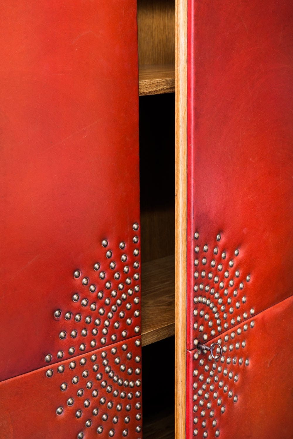 Jean Royère, Rare and elegant cabinet, vue 04