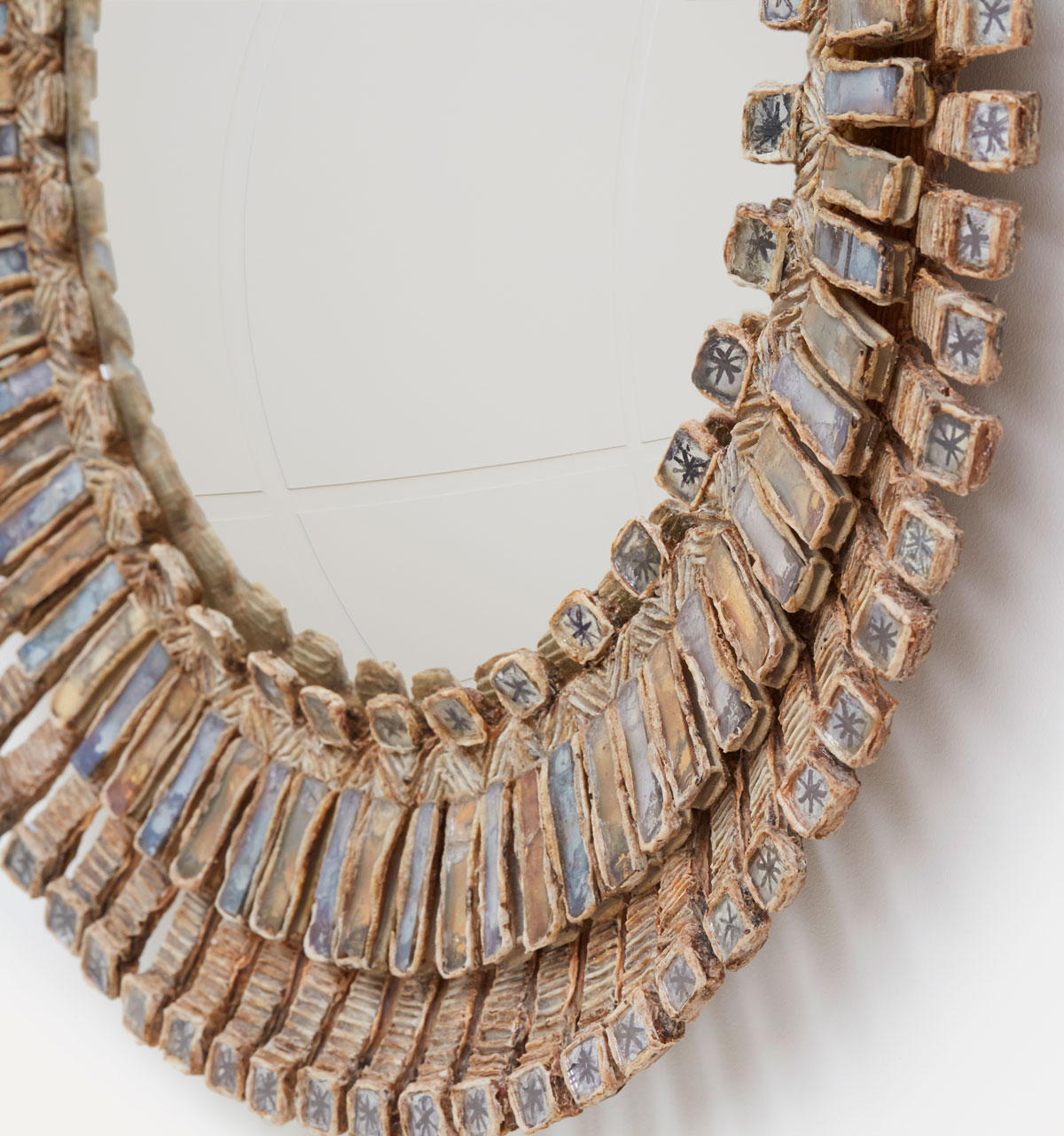 Line Vautrin, Large “Romain” mirror with stars, vue 02