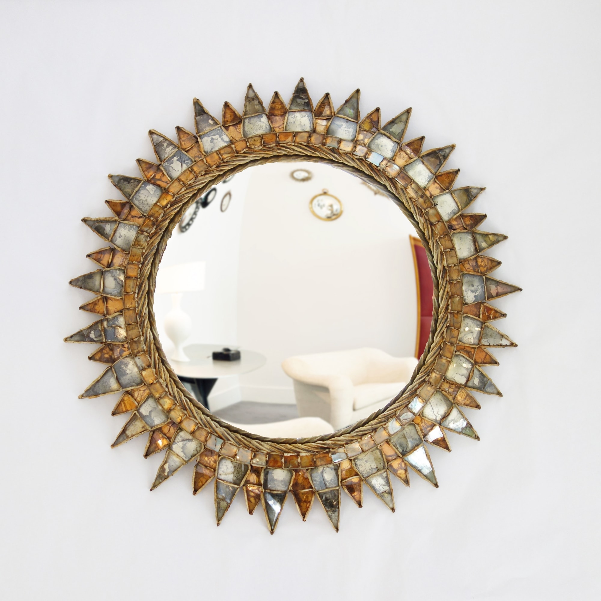 Line Vautrin, Silvered and orange “Soleil à pointes n°3” mirror, vue 01