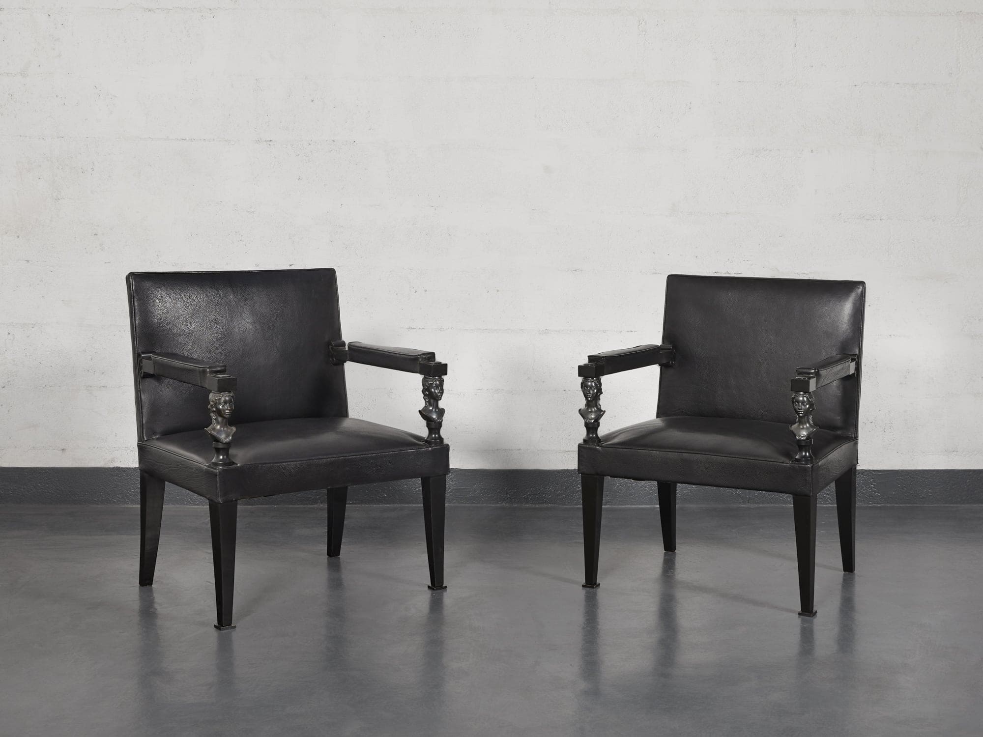 André Arbus & Vadim Androusov, Paire de fauteuils, vue 01