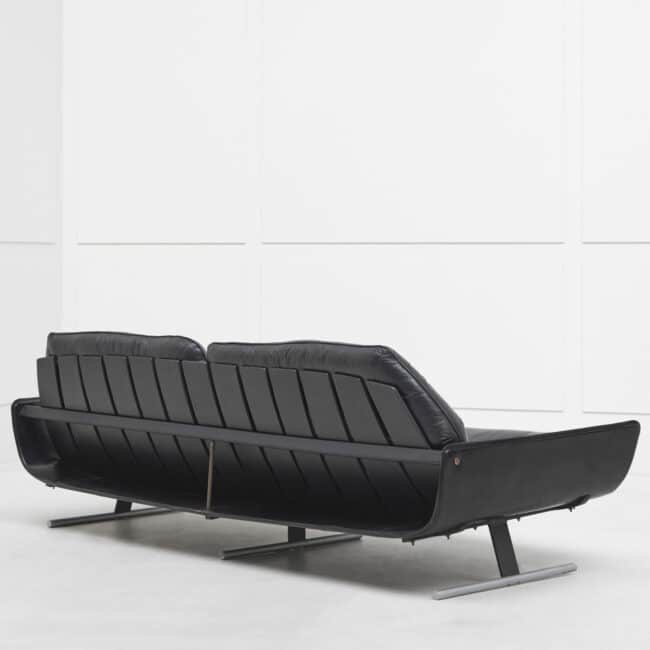 Jorge Zalszupin, “Presidencial” sofa