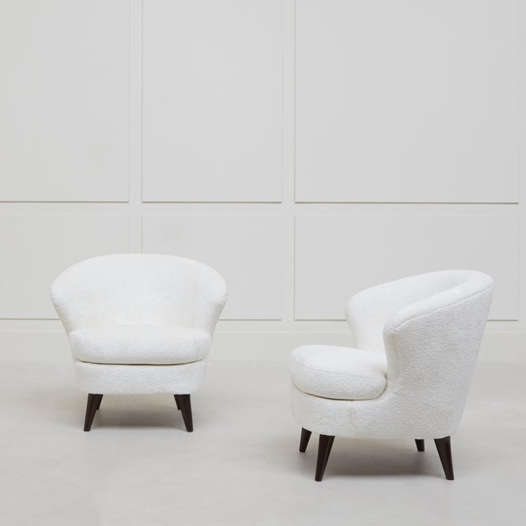 Joaquim Tenreiro, Pair of “Shell” armchairs