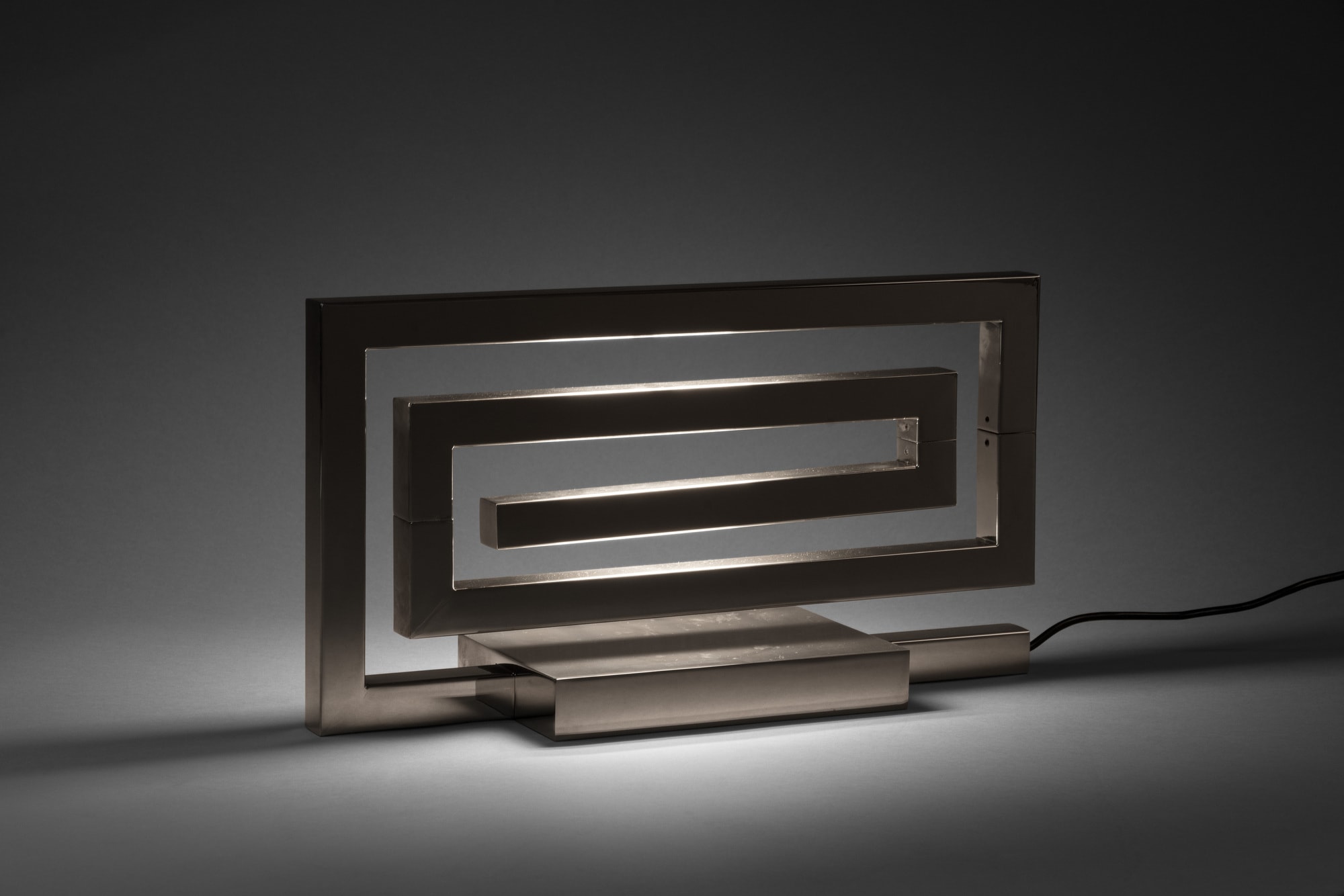 Yonel Lebovici, “Pantographe” lamp, vue 02