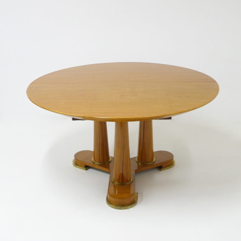 Jean Royère, Table en citronnier verni