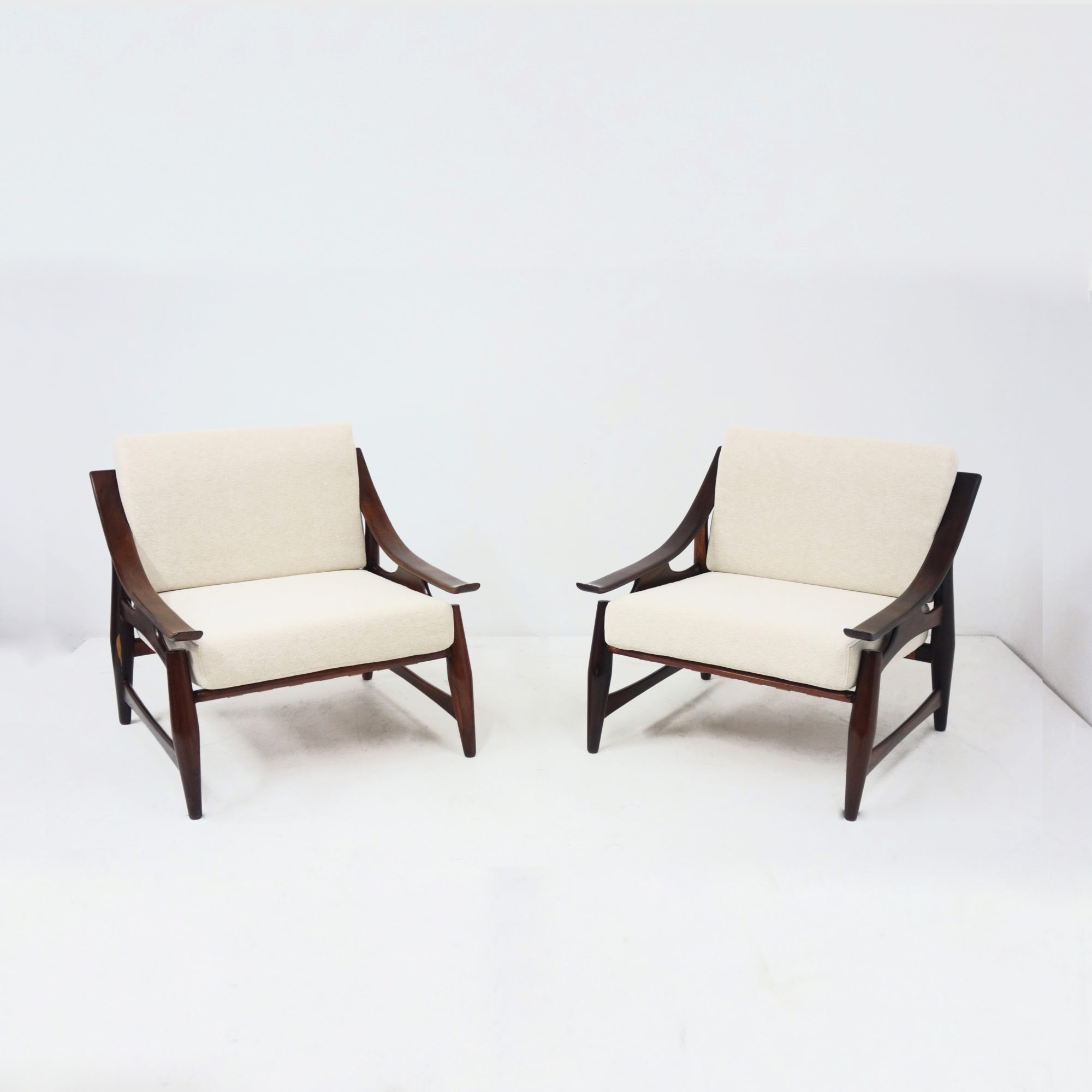 Liceu de Artes e Oficios, Paire de fauteuils, vue 01