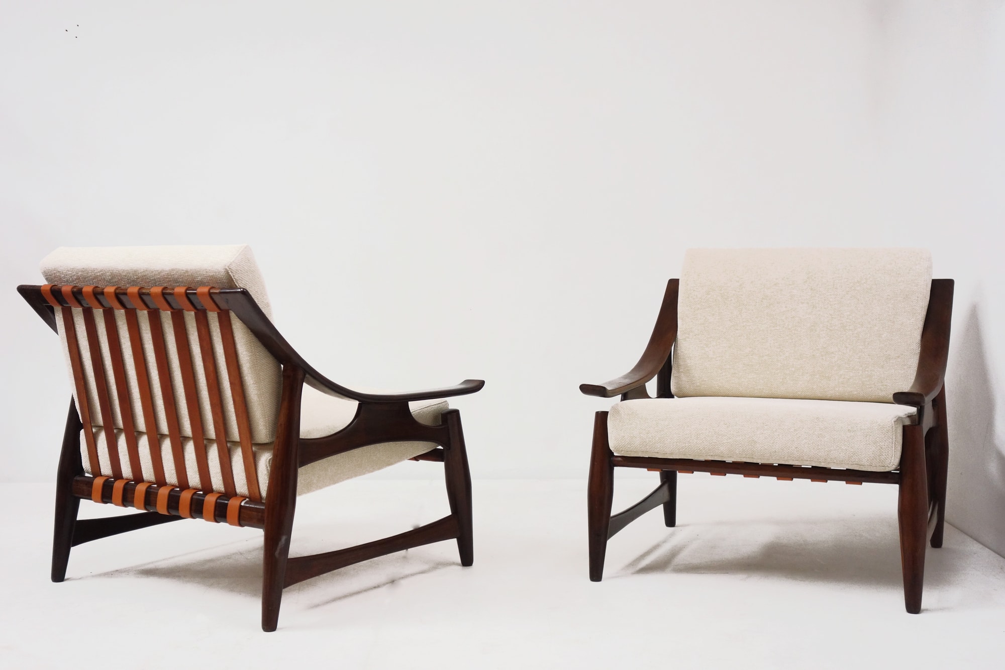 Liceu de Artes e Oficios, Paire de fauteuils, vue 02