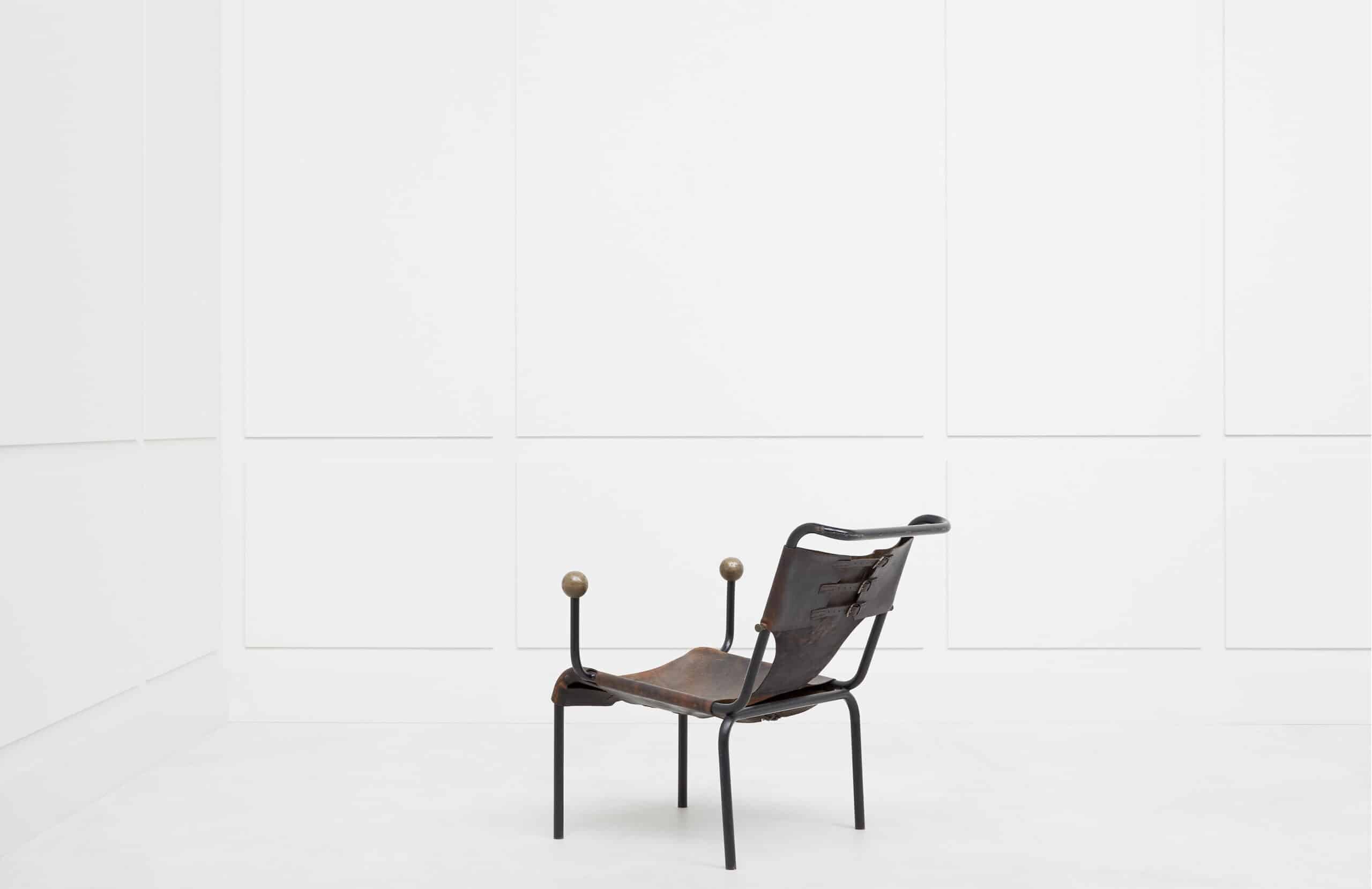 Lina Bo Bardi, Rare et originale chaise “Bola”, vue 01