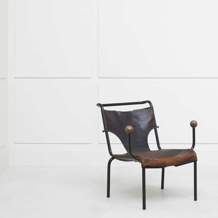 Lina Bo Bardi, Rare et originale chaise “Bola”
