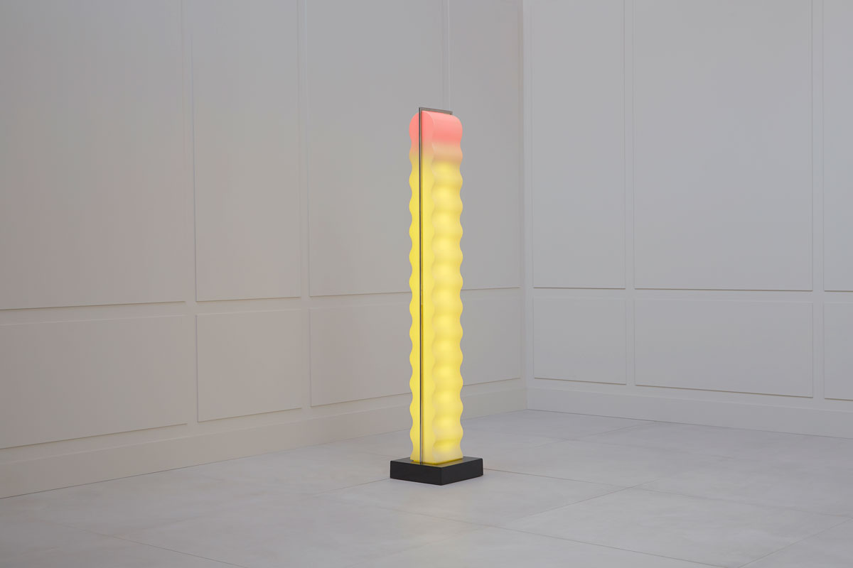 Ettore Sottsass, Lampadaire “Cometa”, vue 02