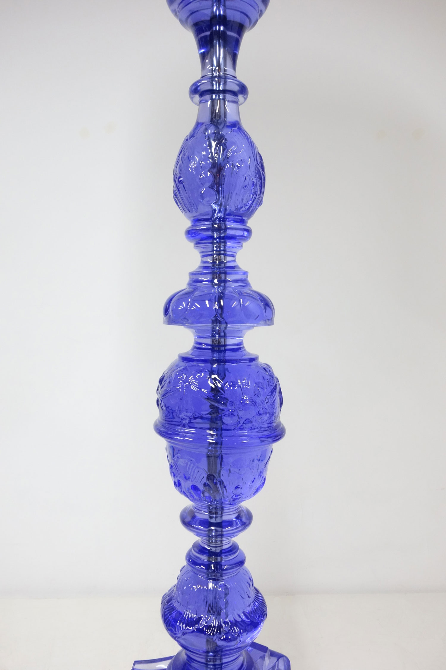 Marianna Kennedy, Lampadaire “Cawdor”, vue 03