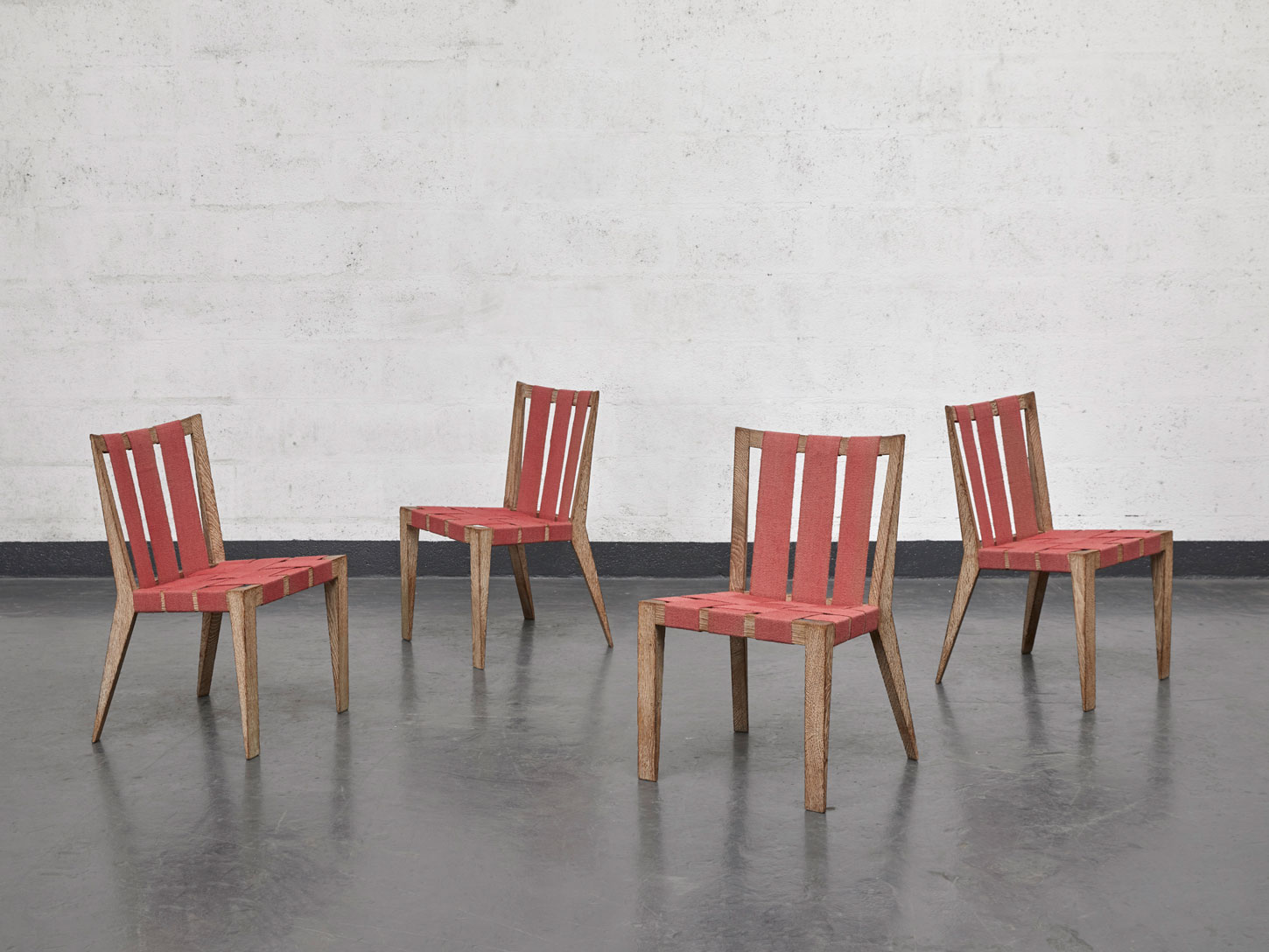 Jean Royère, Ensemble de 4 chaises “Sangles”, vue 01