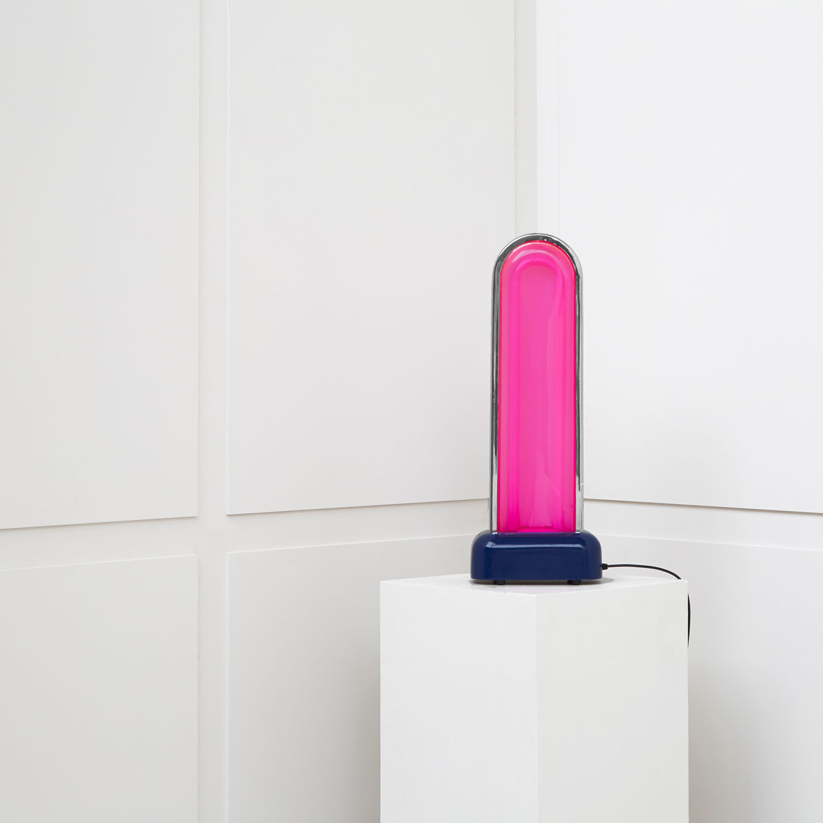 Ettore Sottsass, “Asteroïd” lamp, vue 01