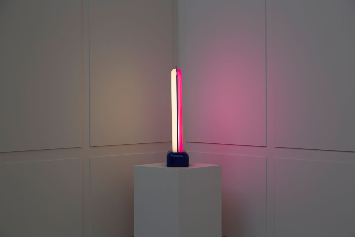 Ettore Sottsass, “Asteroïd” lamp, vue 03