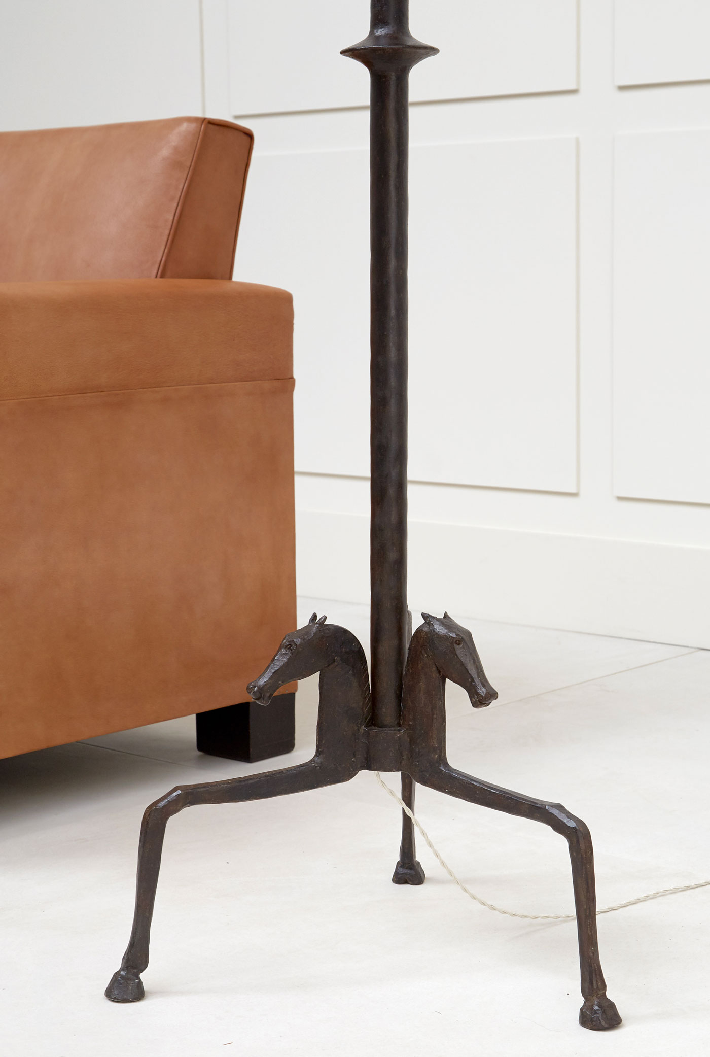 Jean-Charles Moreux, Lampadaire, vue 06
