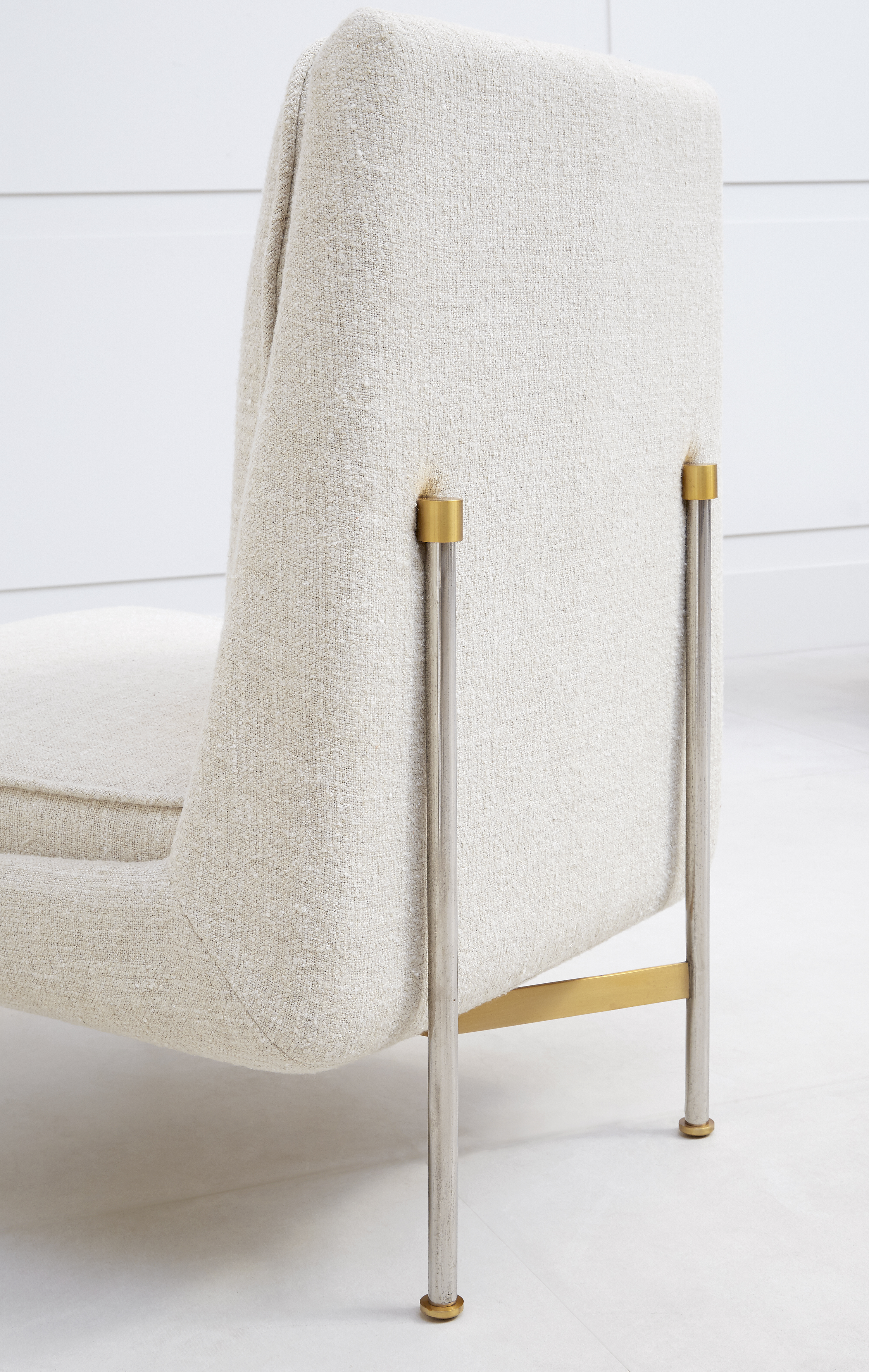 Pair of low chairs, Gilbert Poillerat, vue 05