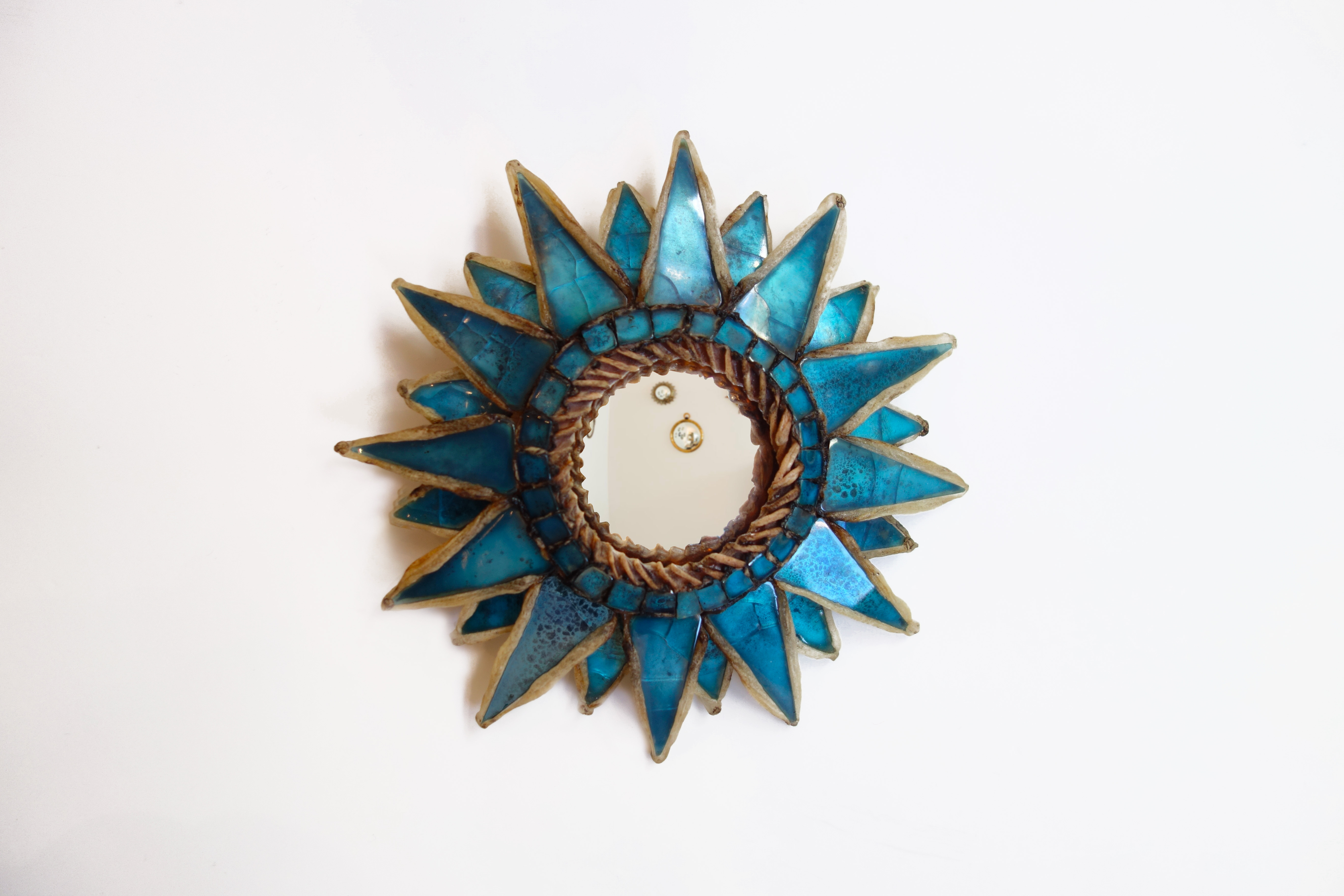 Line Vautrin, Rare miroir «Soleil à pointes n°0» bleu, vue 01