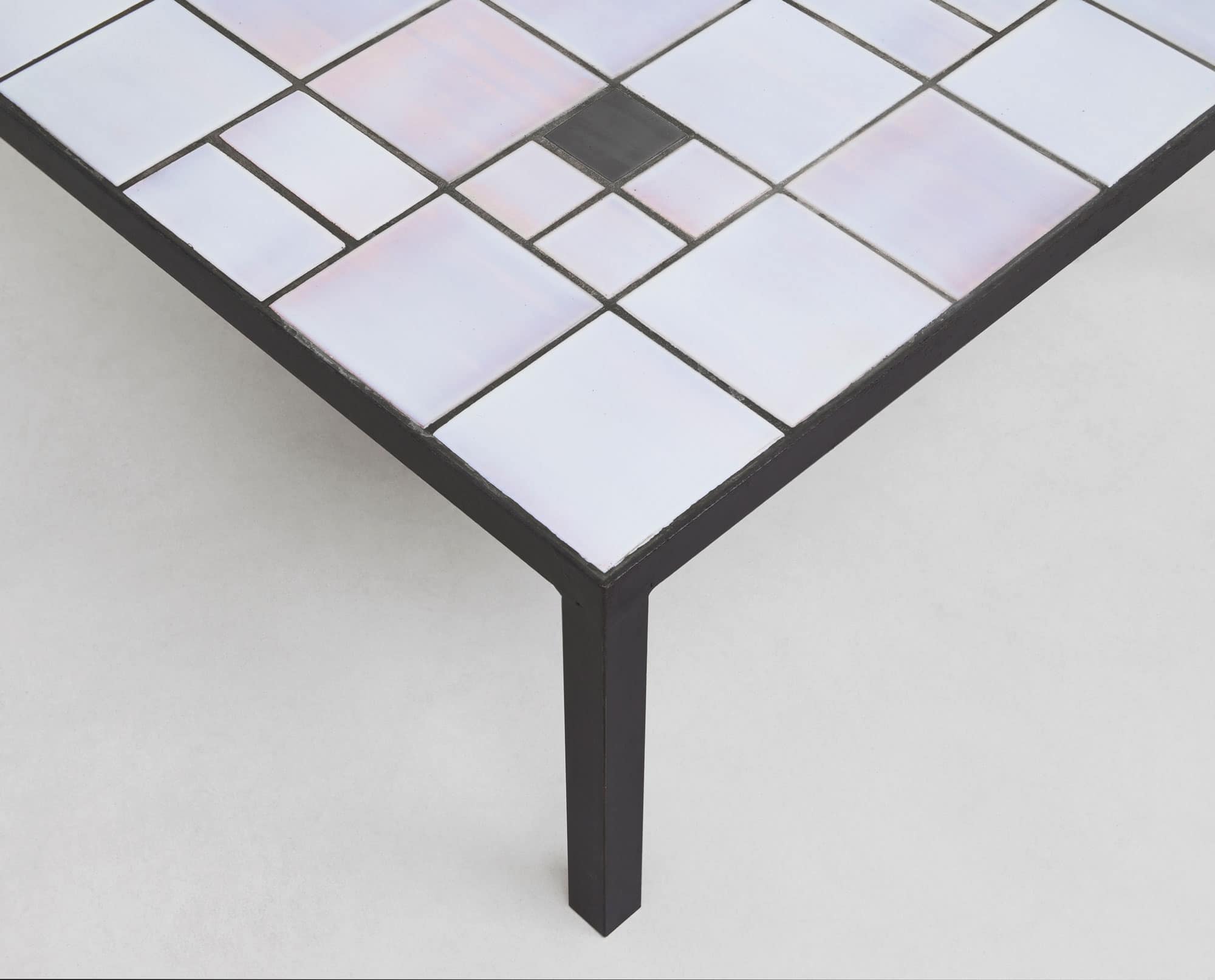 Georges Jouve, Coffee table, vue 04