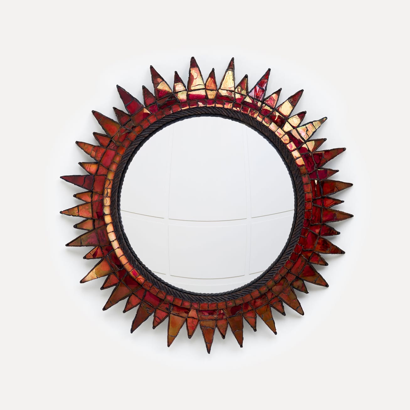 Red «Soleil à Pointes n°3» mirror