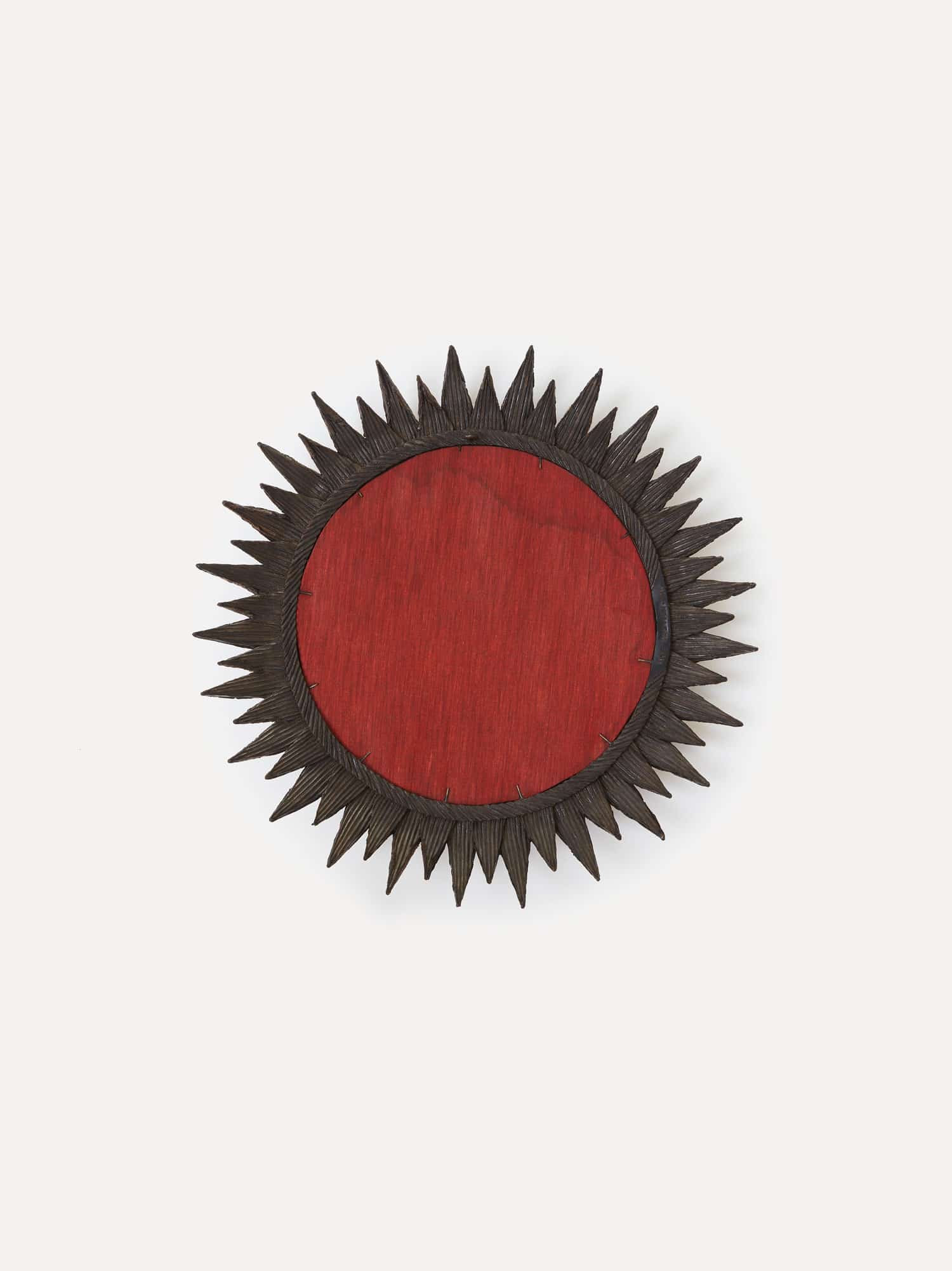 Line Vautrin, Miroir «Soleil à Pointes n°3» rouge, vue 03