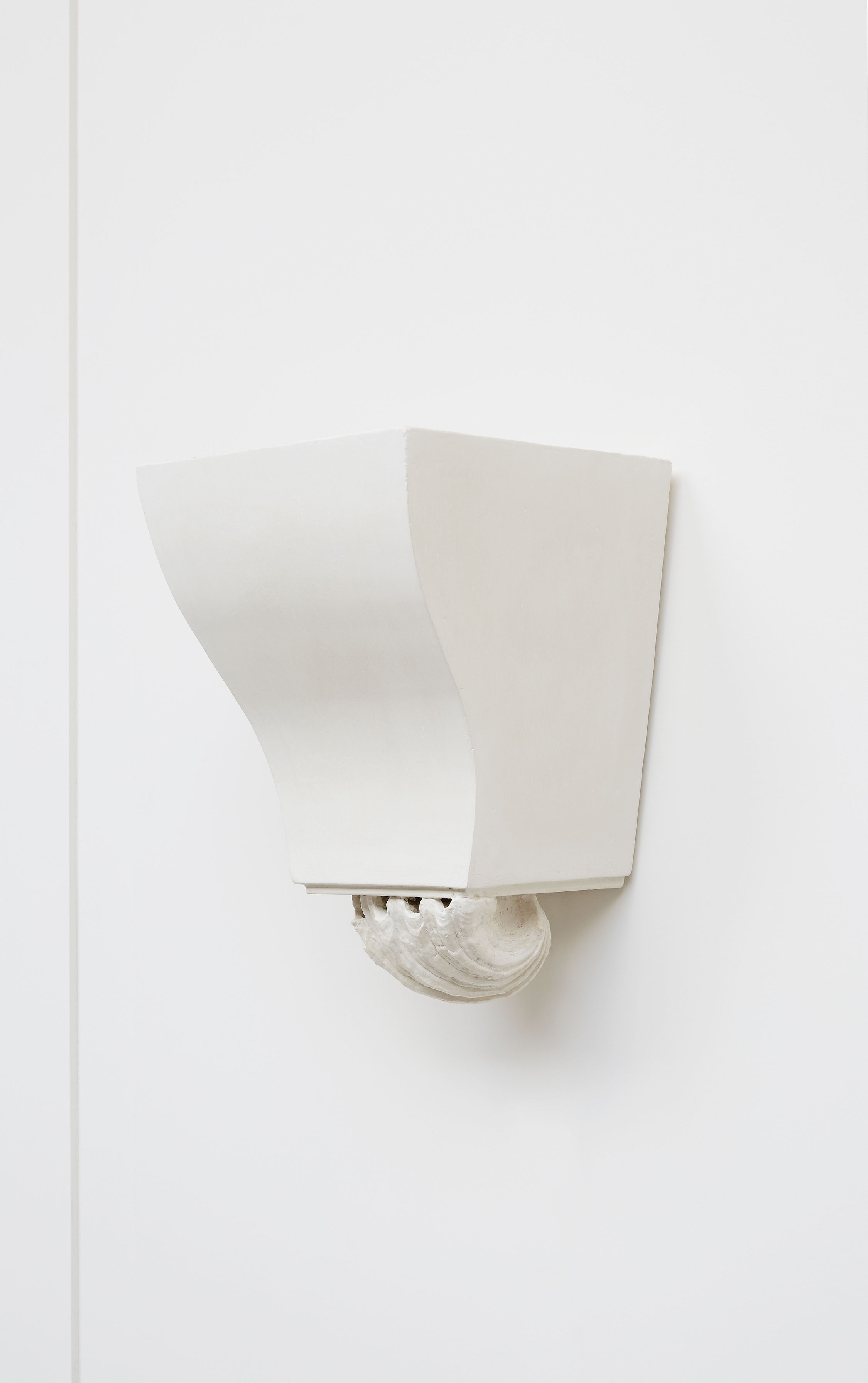Jean-Charles Moreux, Four wall lamps, vue 03