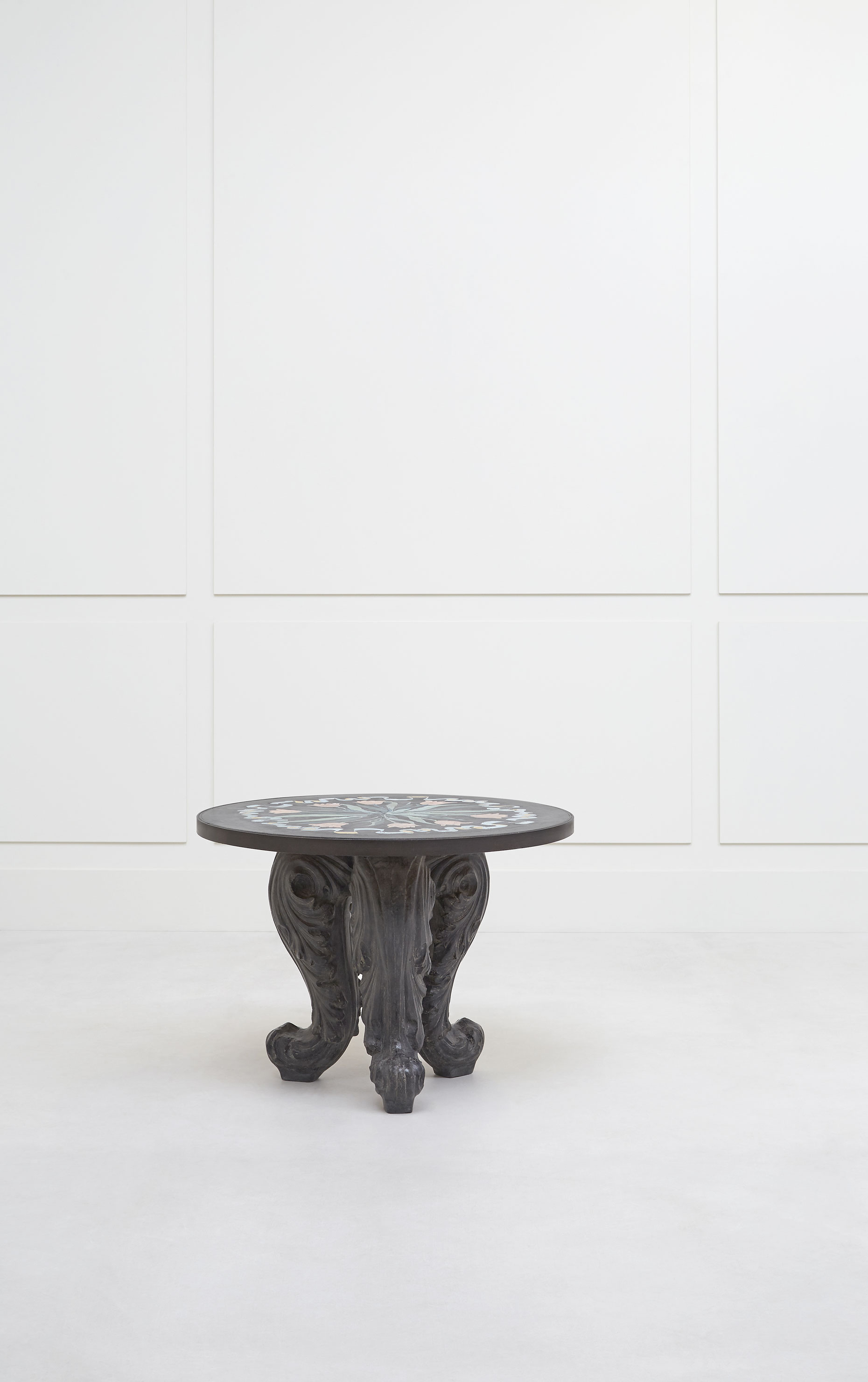 Serge Roche et Ismael De La Serna, Pedestal table, vue 01