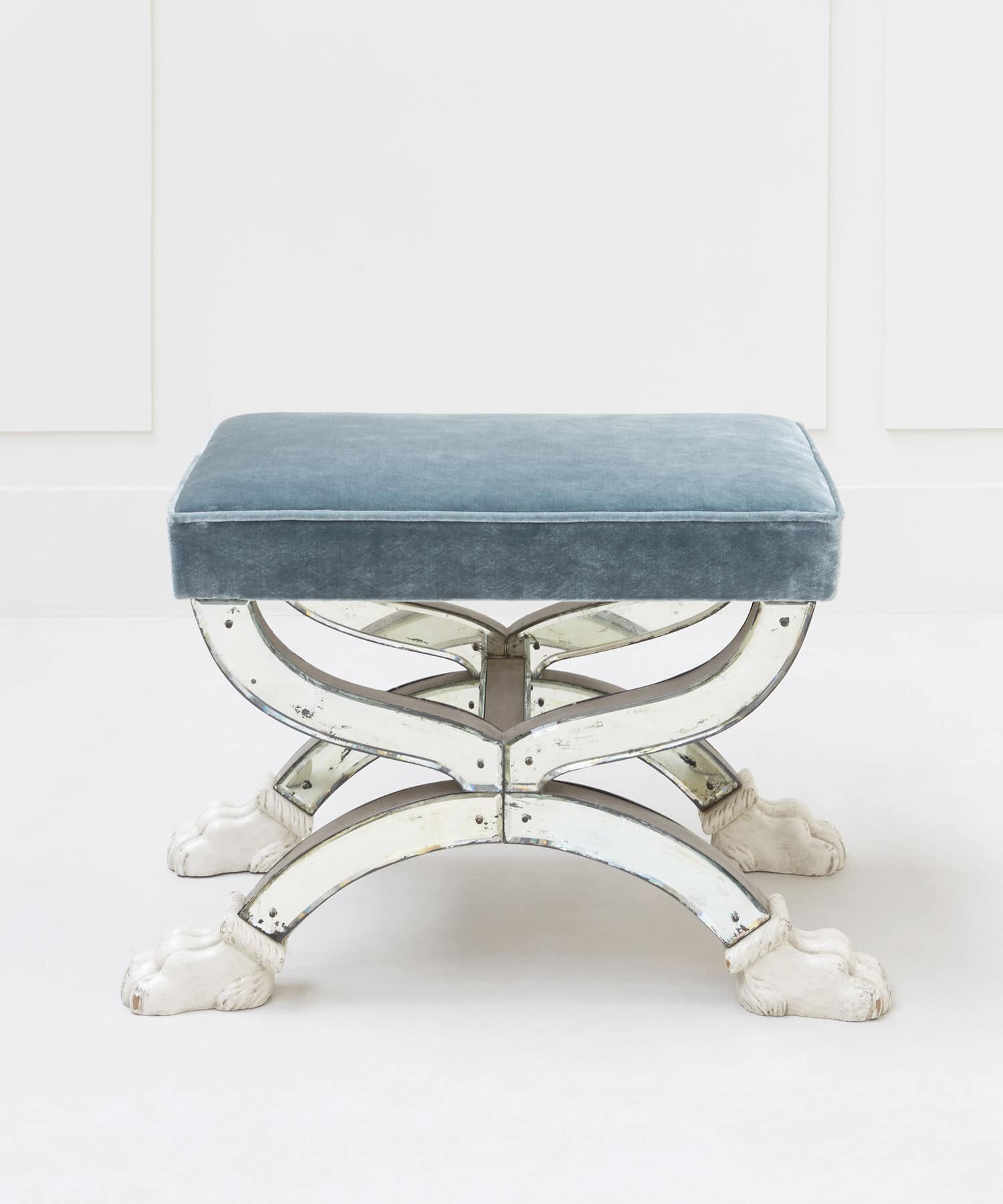 Serge Roche, Paire de tabourets, vue 05