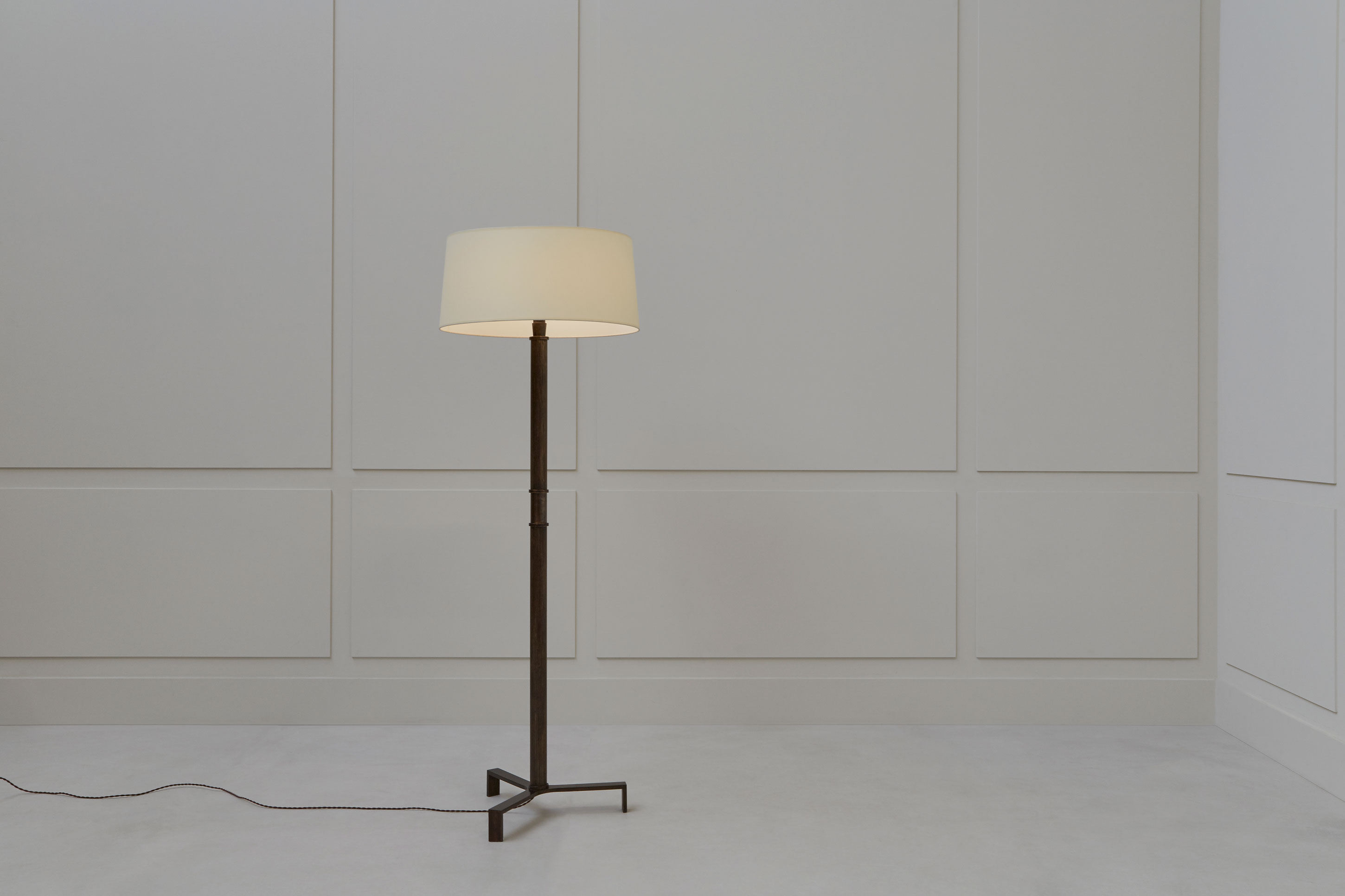 Jacques Quinet, Floorlamp, vue 02