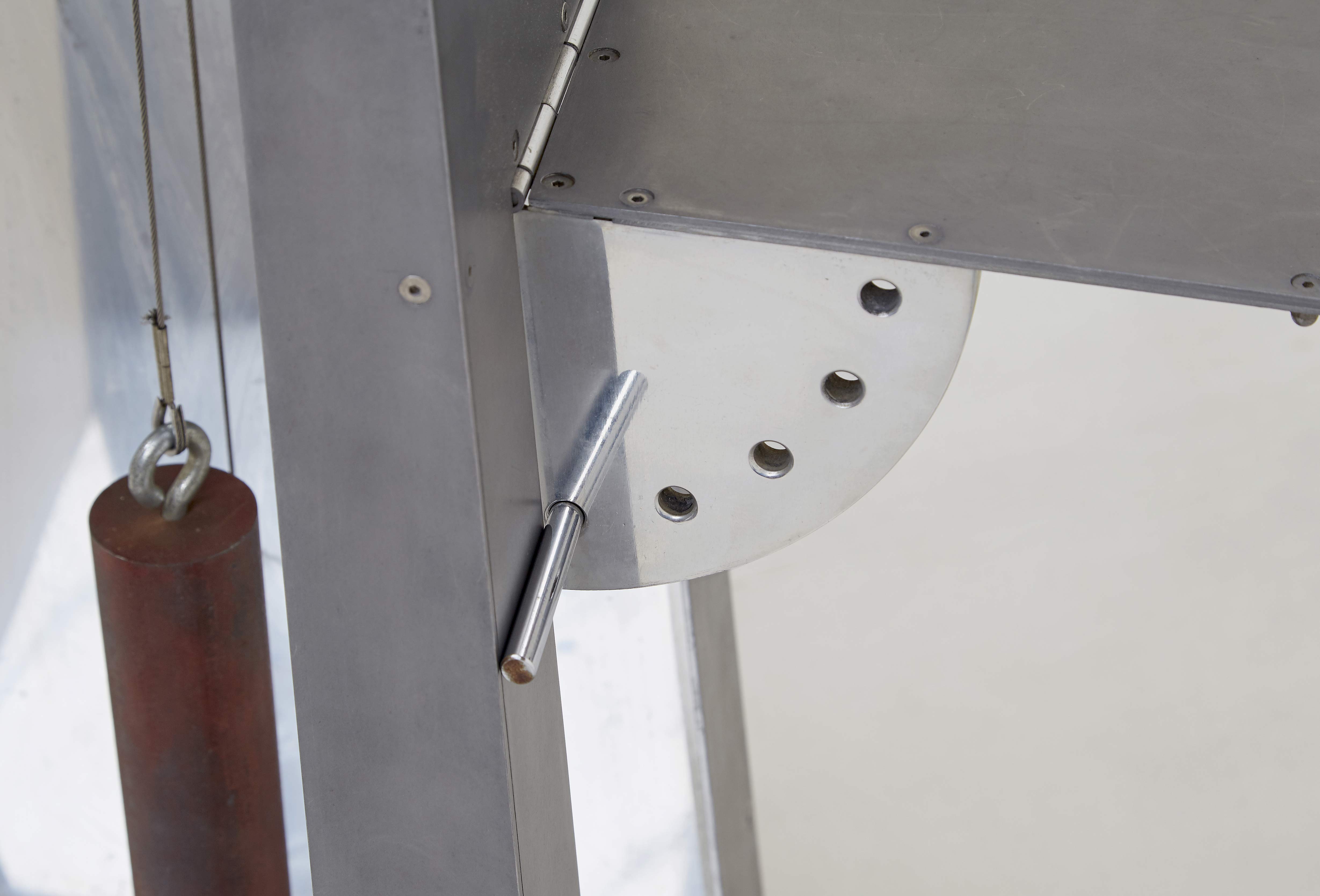Yonel Lebovici, Rare floorlamp “Le Pantomime”, vue 05
