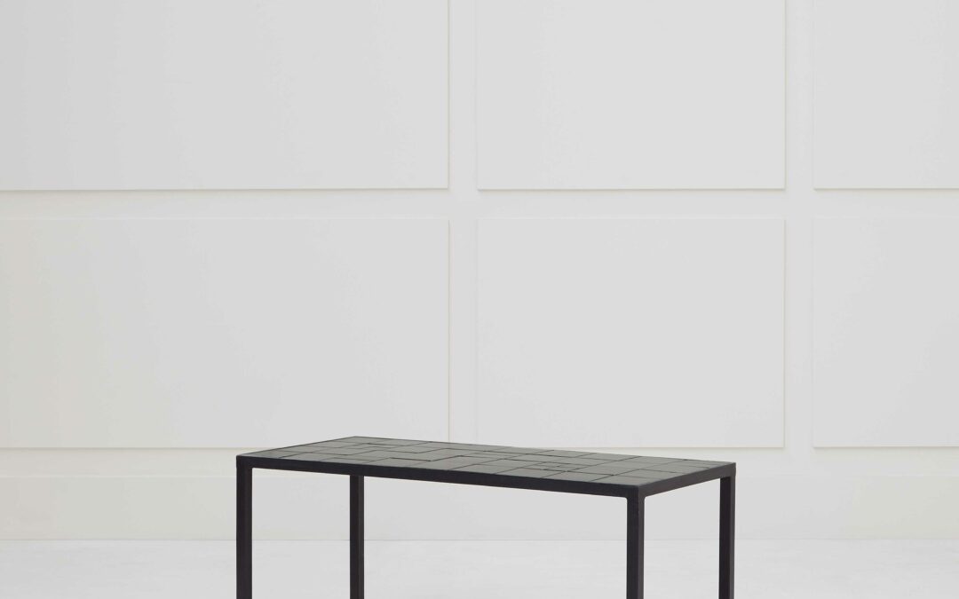 Georges Jouve, Table basse en céramique noire