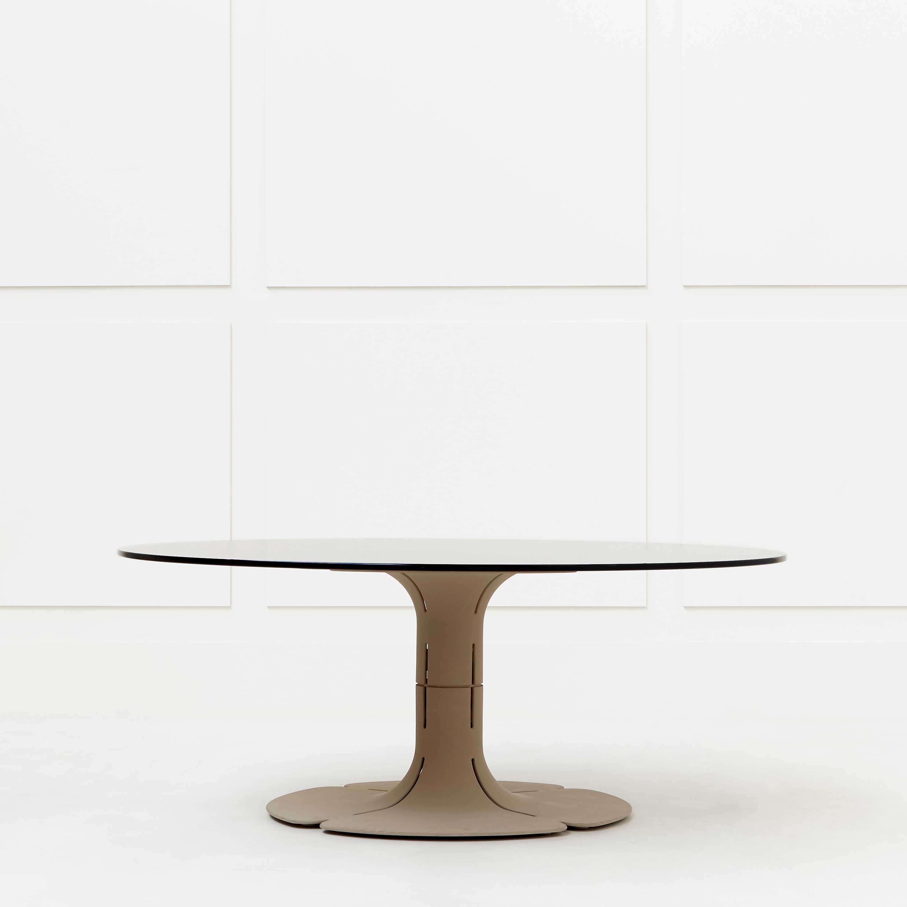 Pierre Paulin, Coffee table «Elysée», vue 03